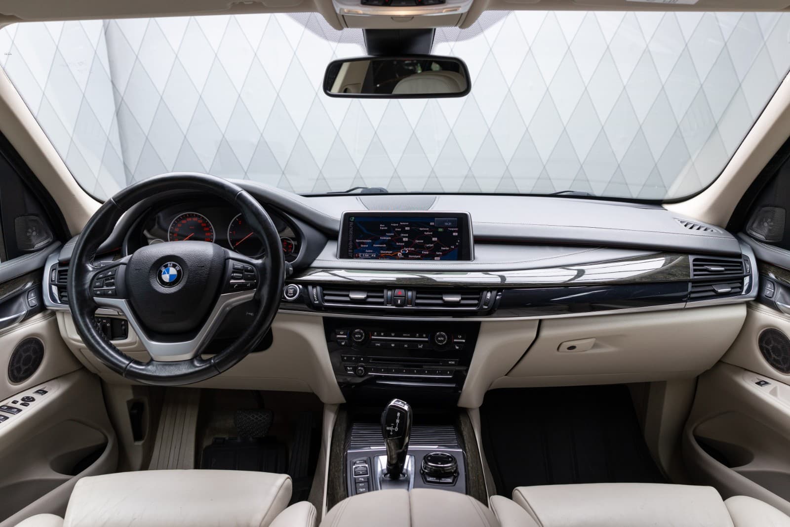 BMW X5 - bilde 17