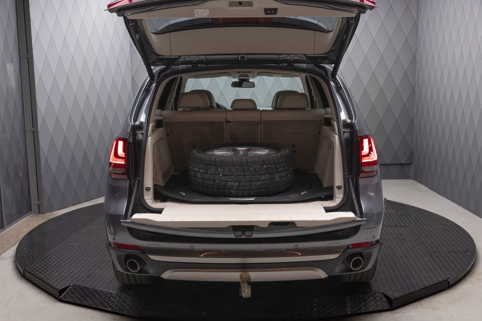 BMW X5 - bilde 10