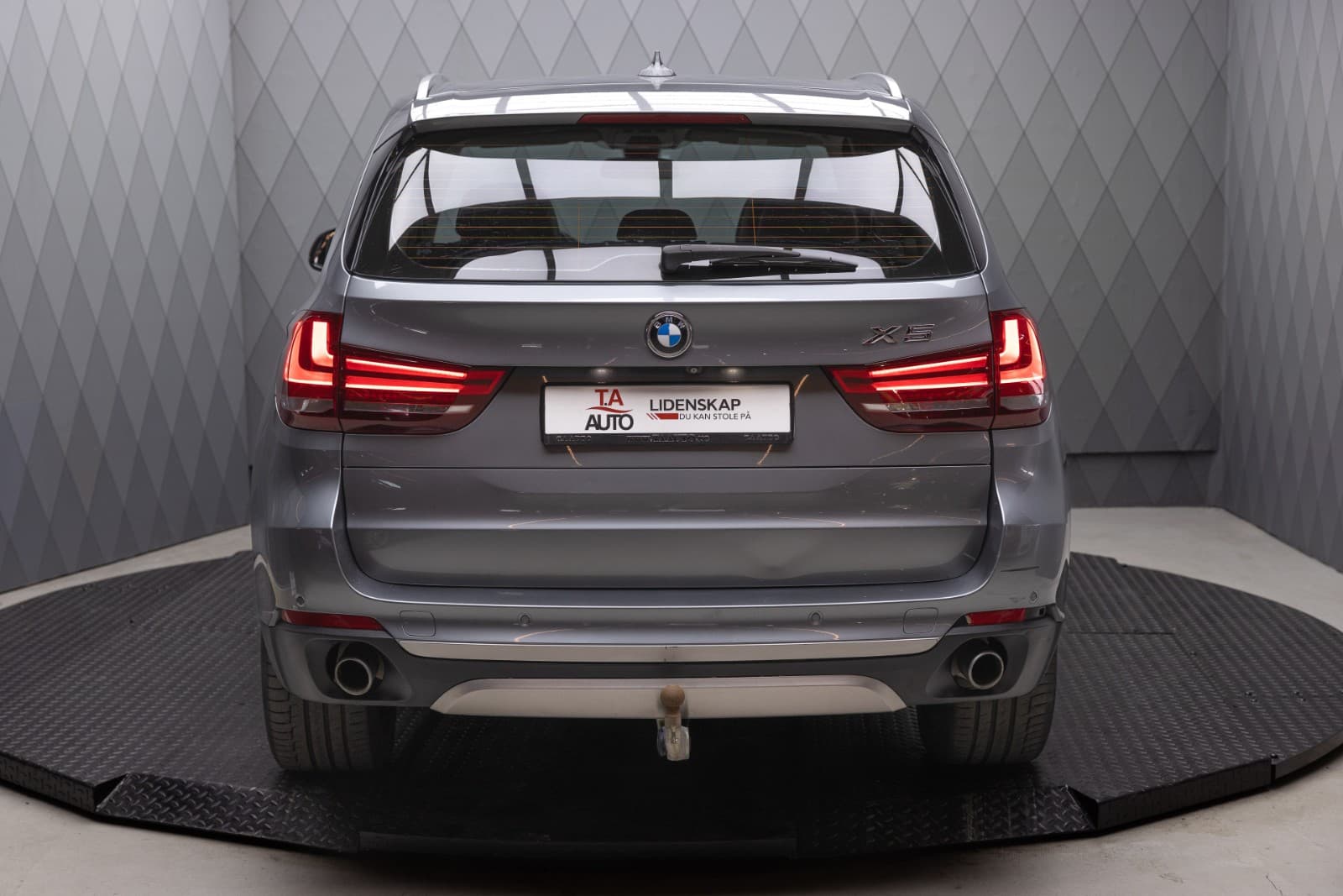 BMW X5 - bilde 7