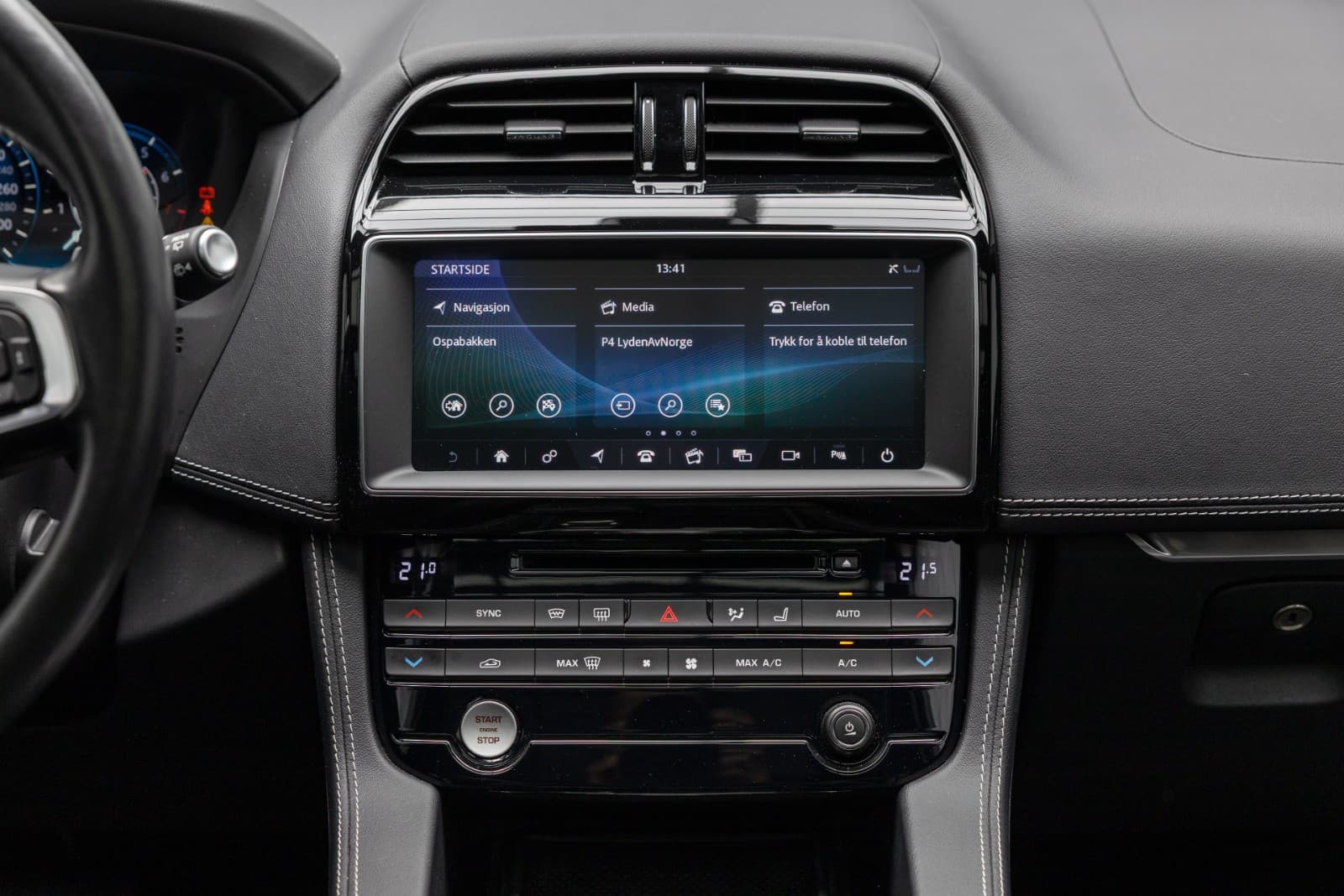 Jaguar F-PACE - bilde 28