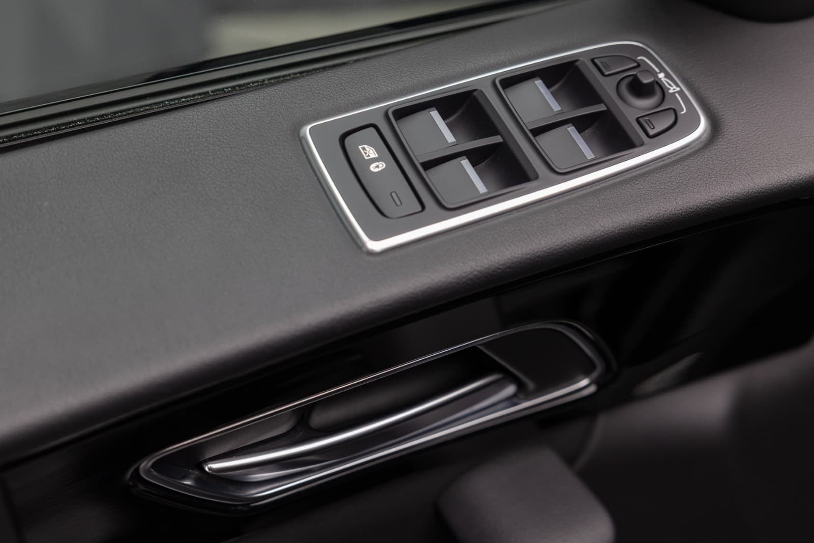 Jaguar F-PACE - bilde 16
