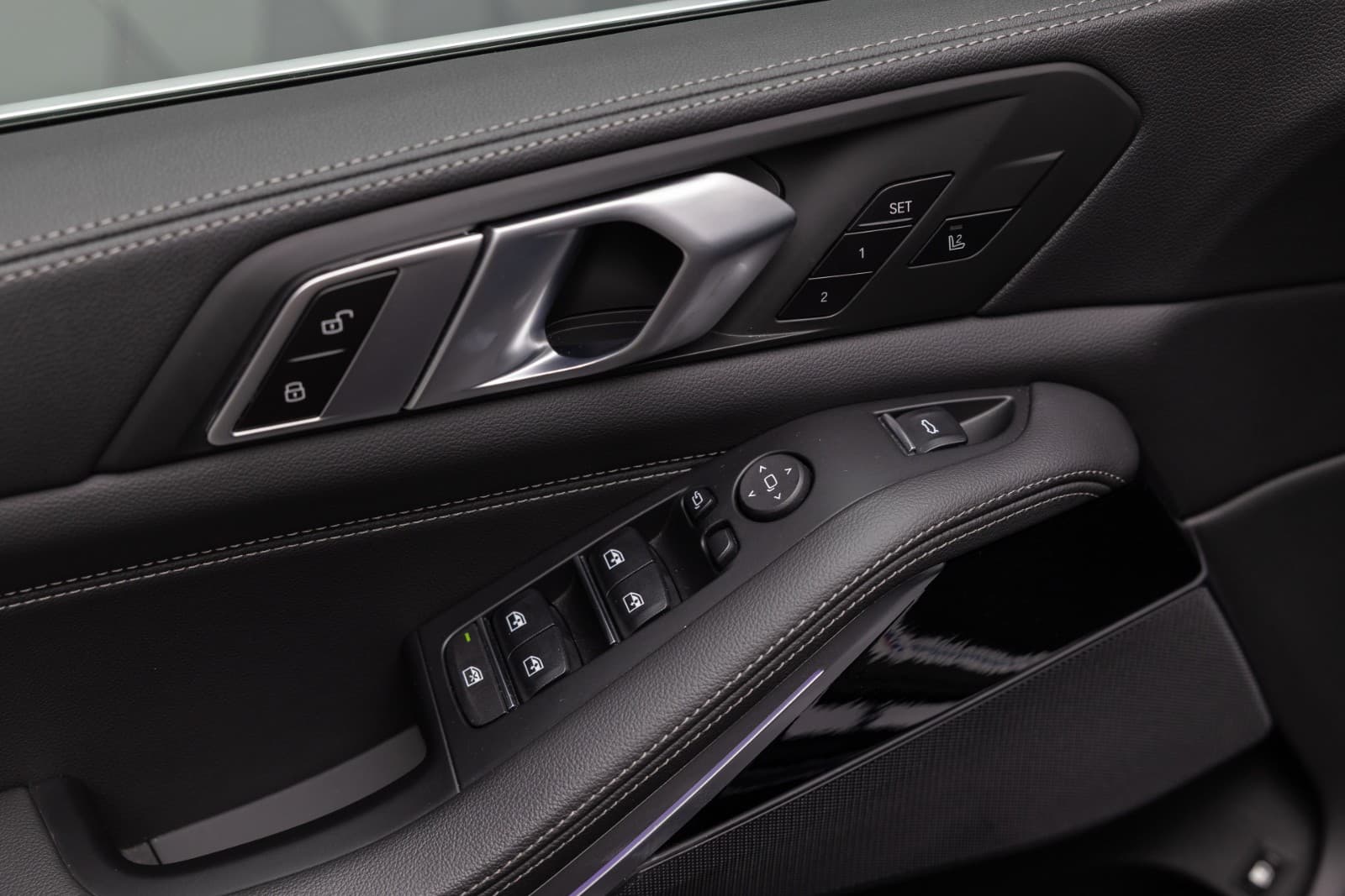 BMW X5 - bilde 17