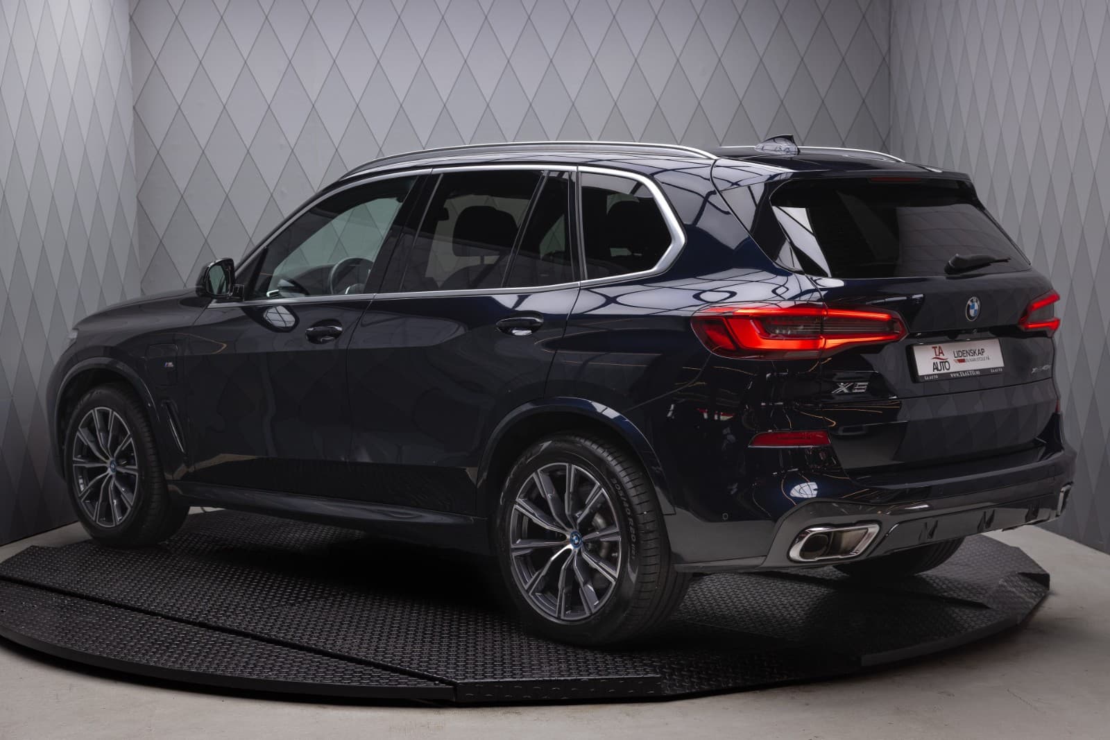 BMW X5 - bilde 7