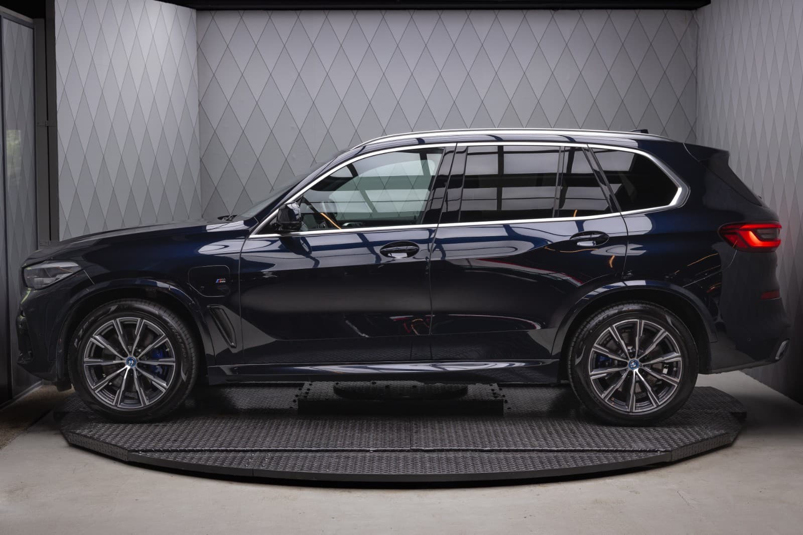 BMW X5 - bilde 8