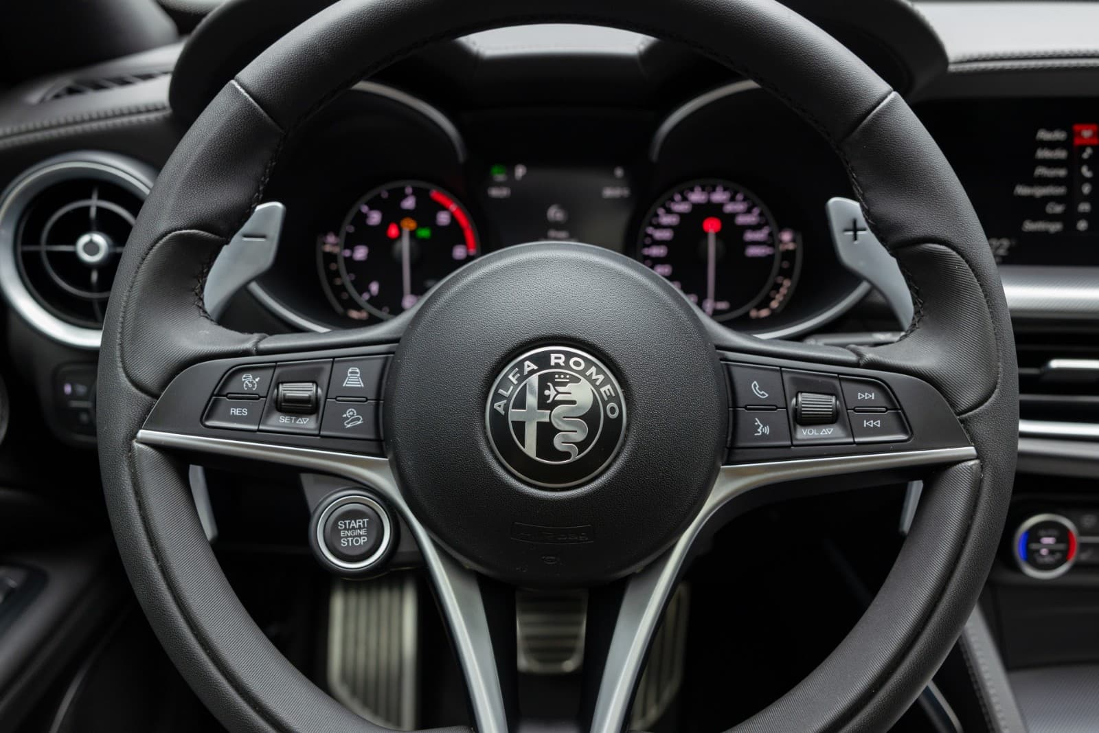 Alfa Romeo Stelvio - bilde 23