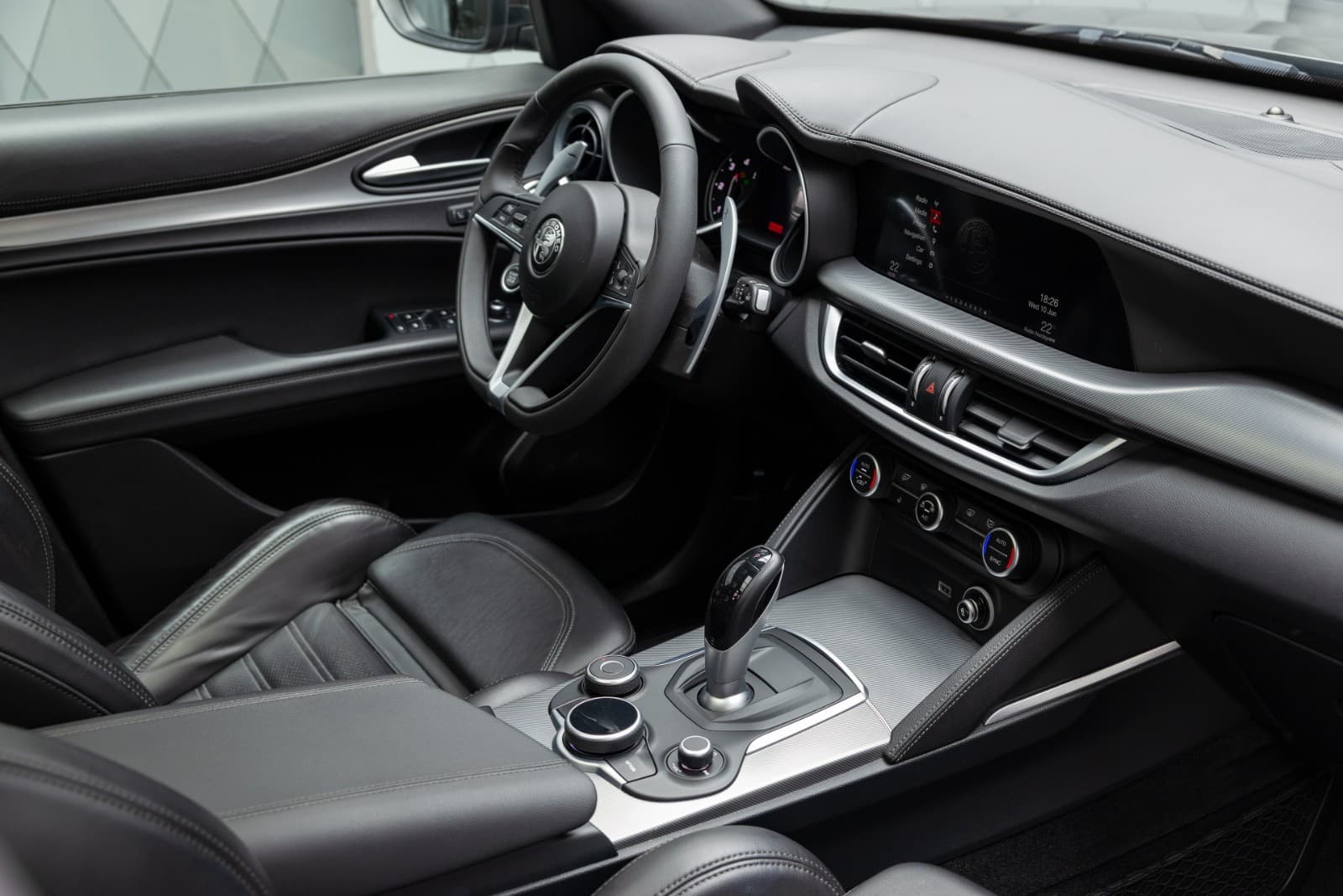 Alfa Romeo Stelvio - bilde 39
