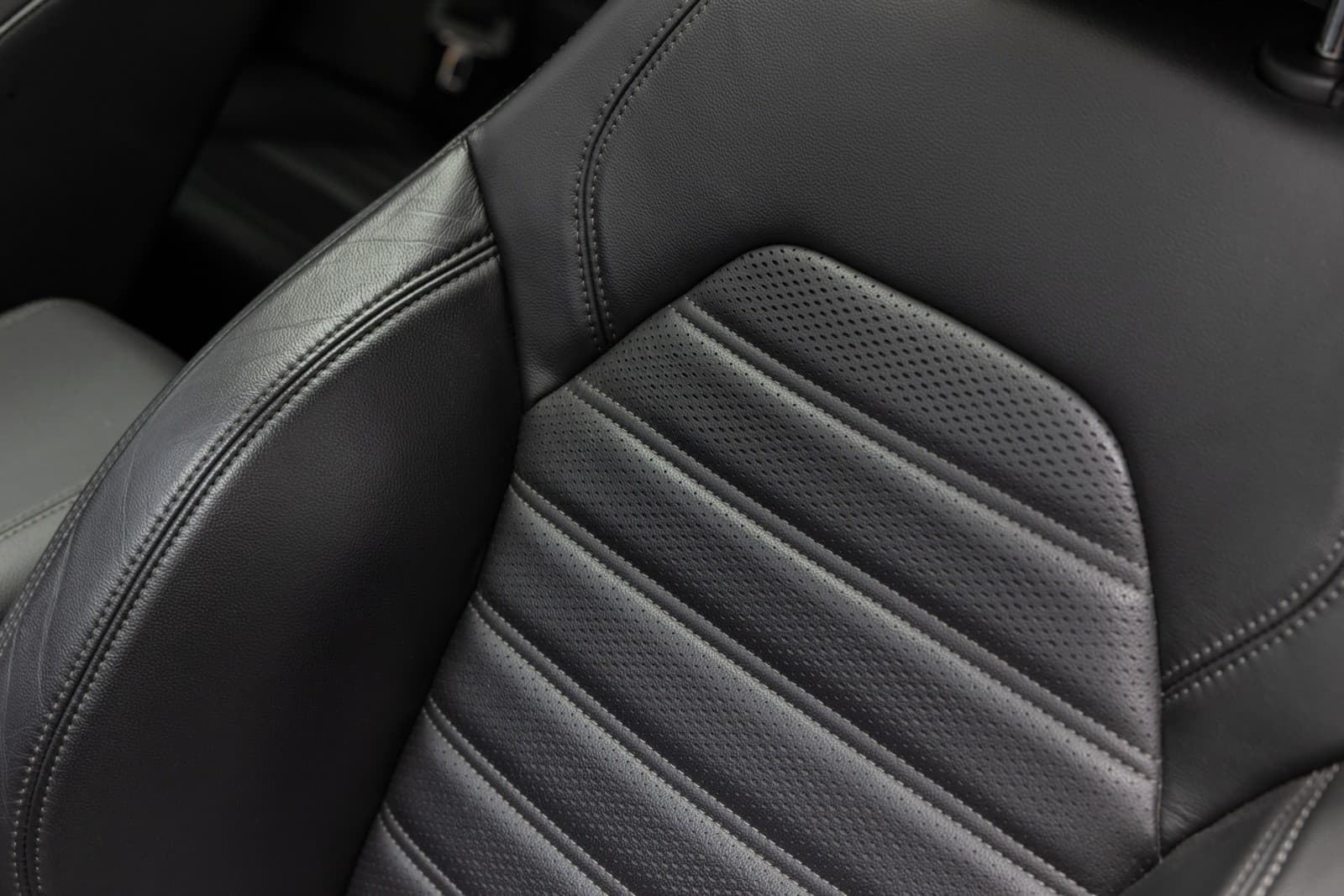 Alfa Romeo Stelvio - bilde 21