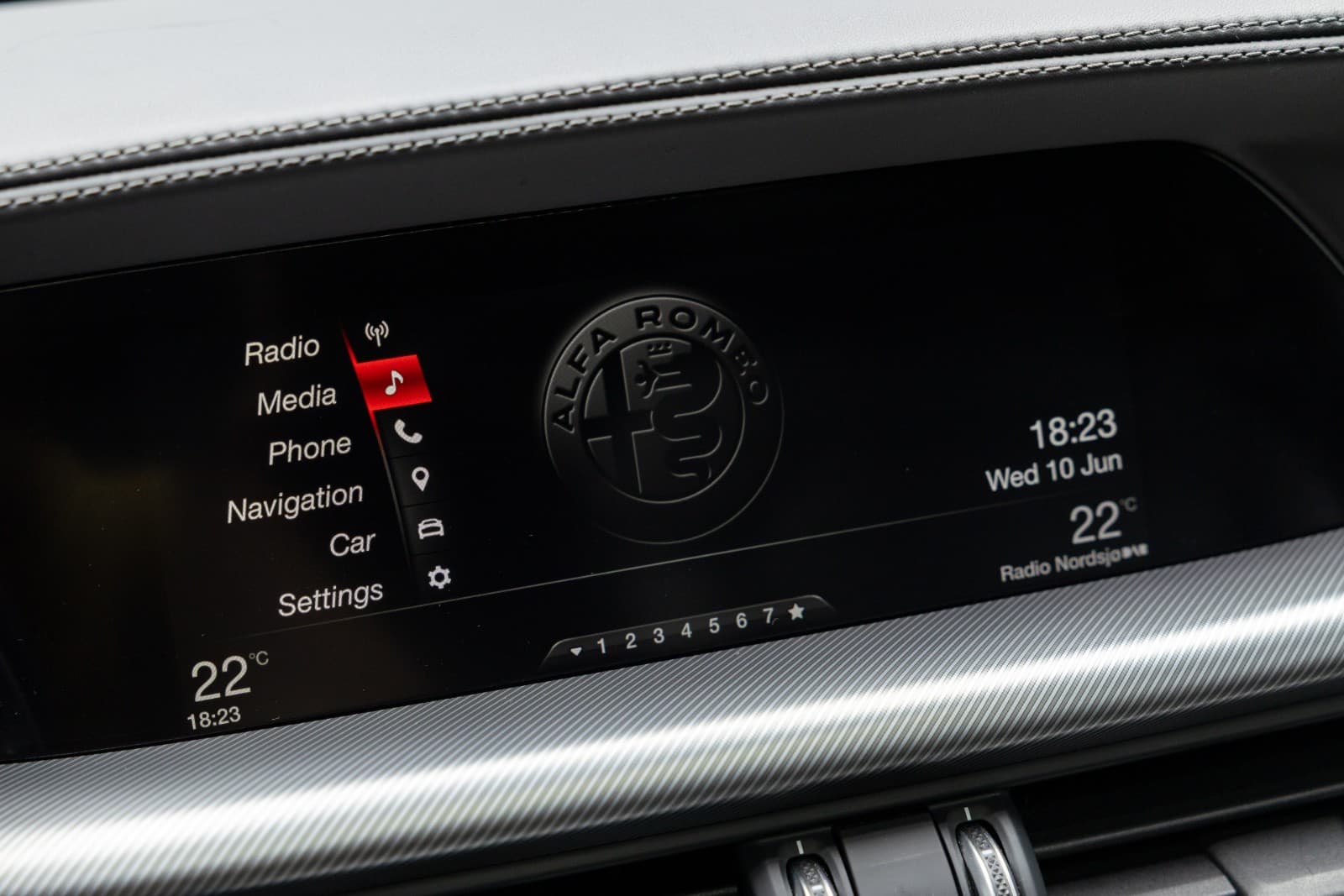 Alfa Romeo Stelvio - bilde 30