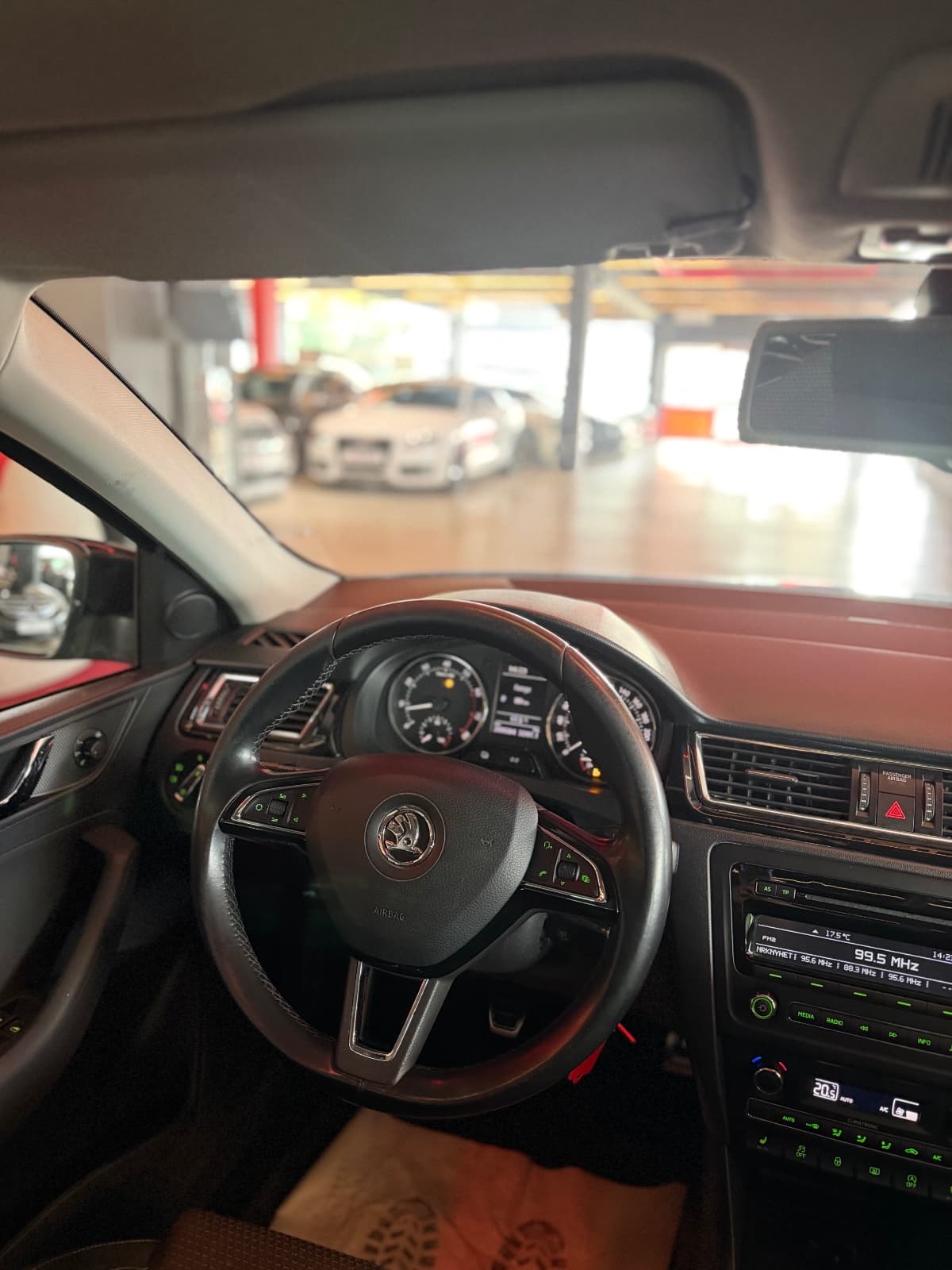 Skoda Rapid - bilde 12