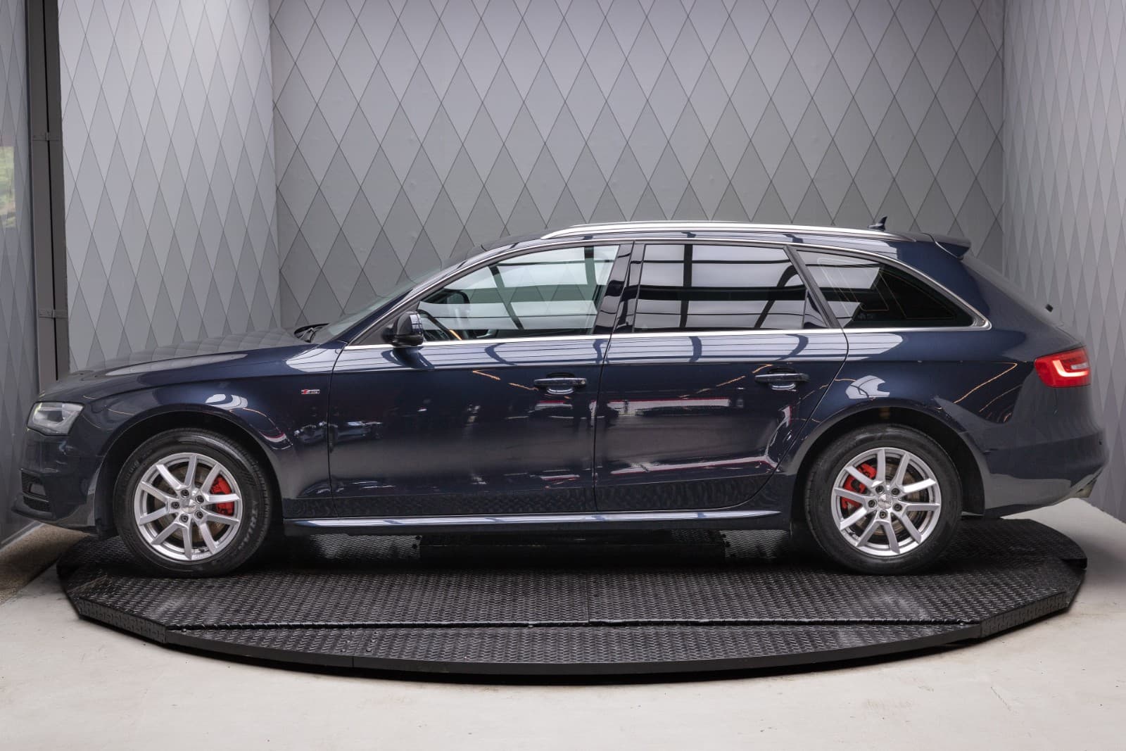 Audi A4 - bilde 8