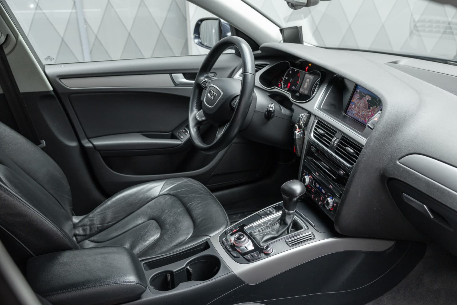 Audi A4 - bilde 24