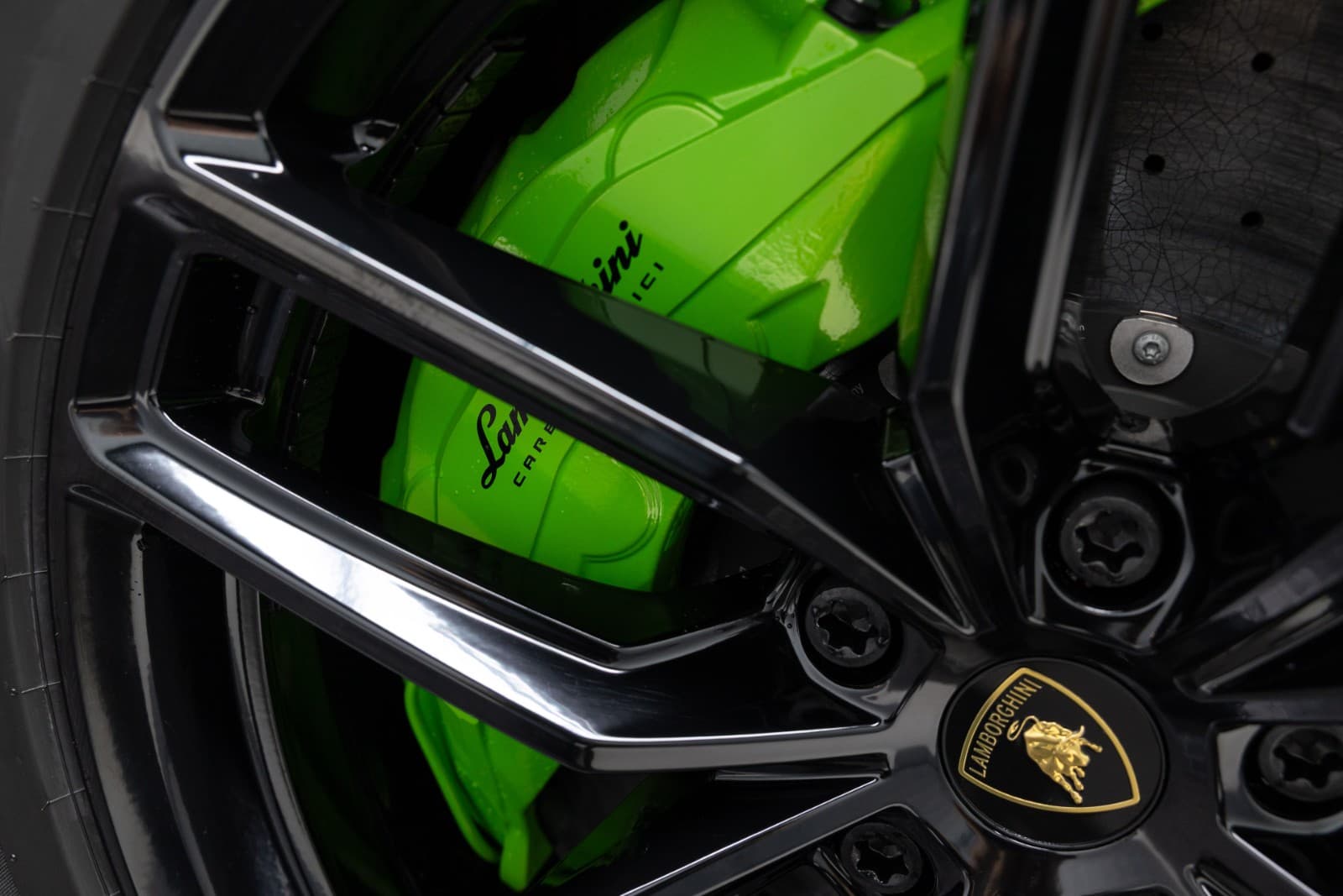 Lamborghini Urus - bilde 16