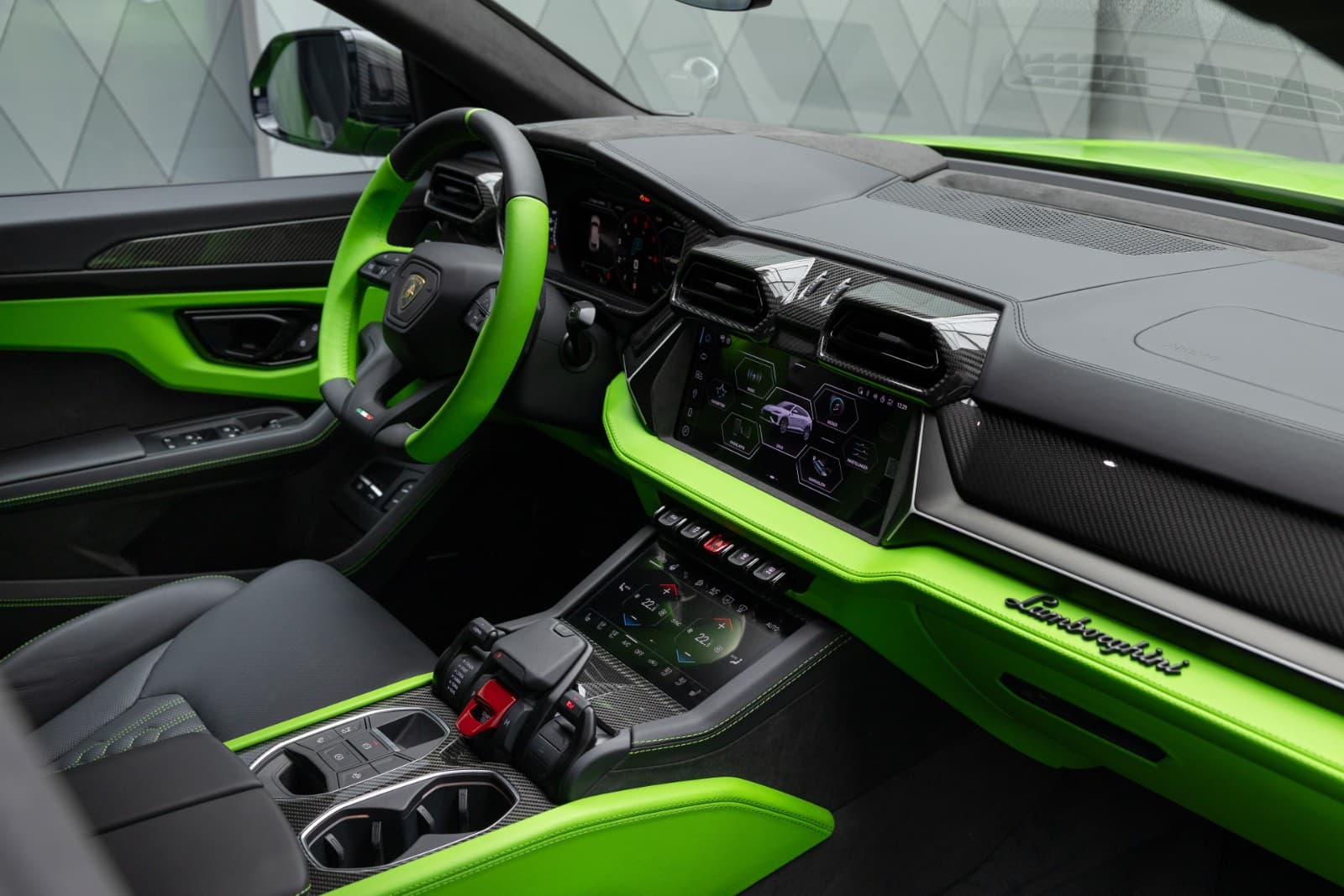 Lamborghini Urus - bilde 58