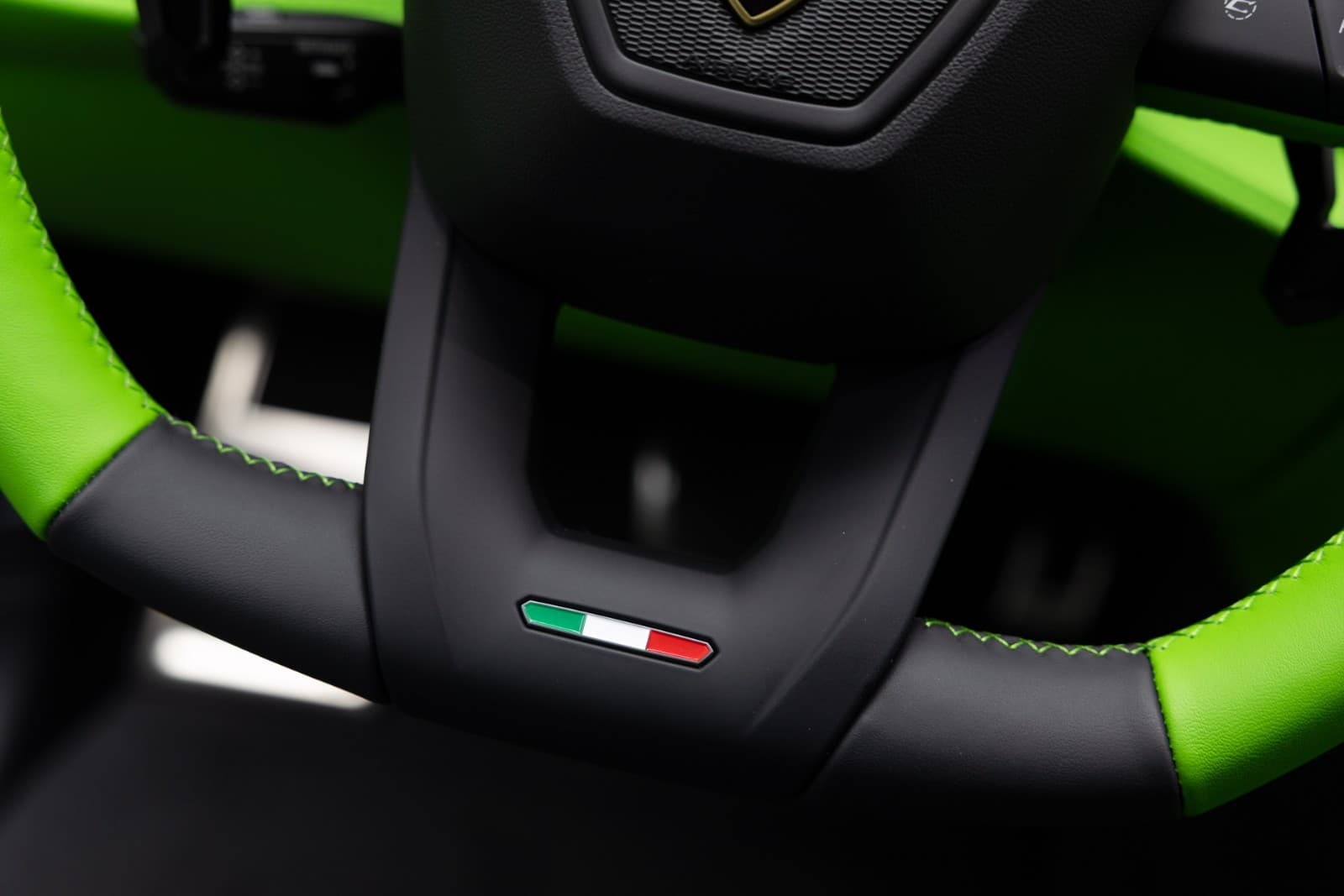 Lamborghini Urus - bilde 36