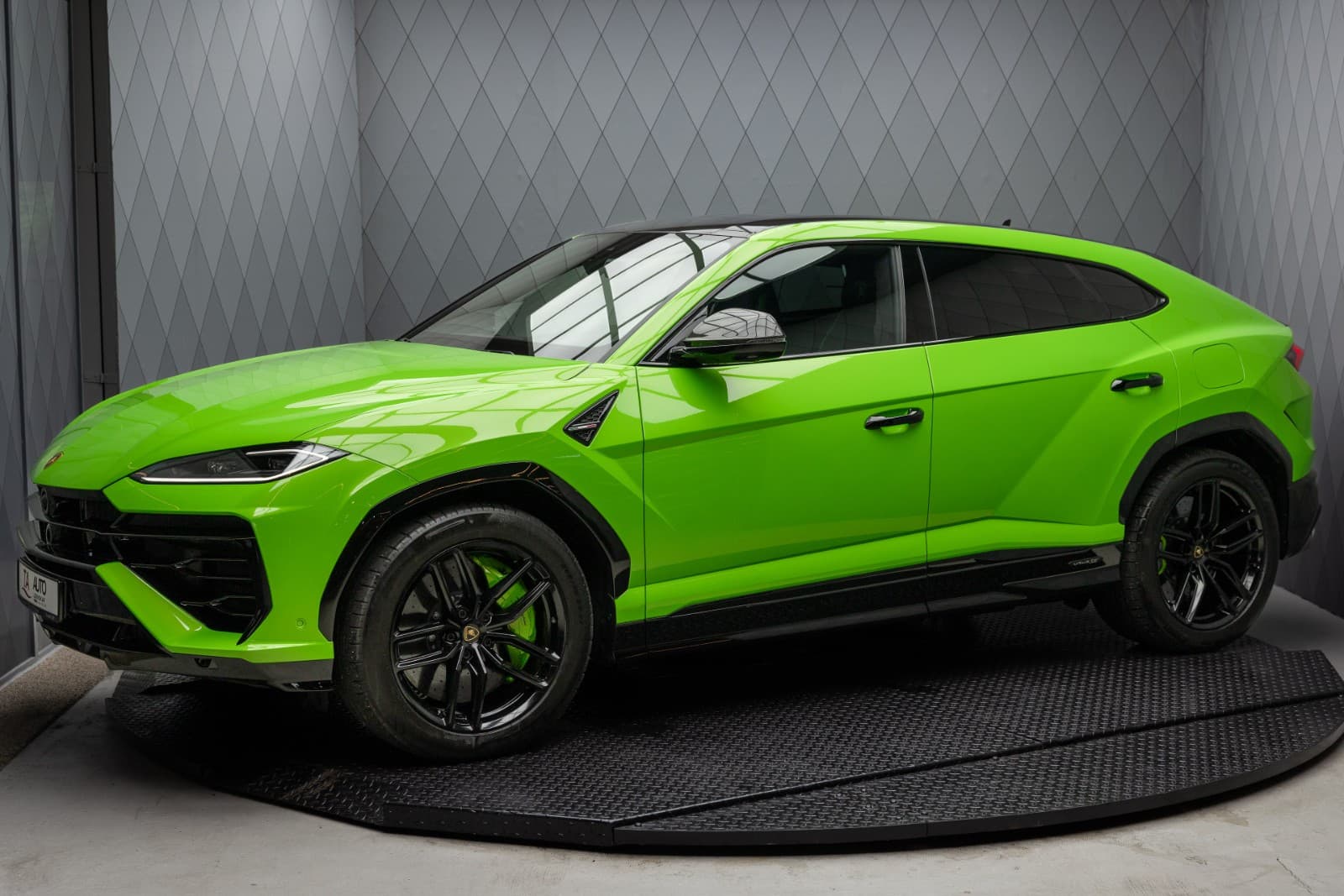 Lamborghini Urus - bilde 2