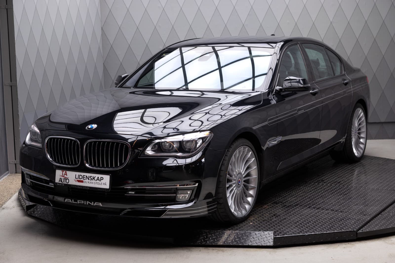 BMW 7-serie - bilde 3