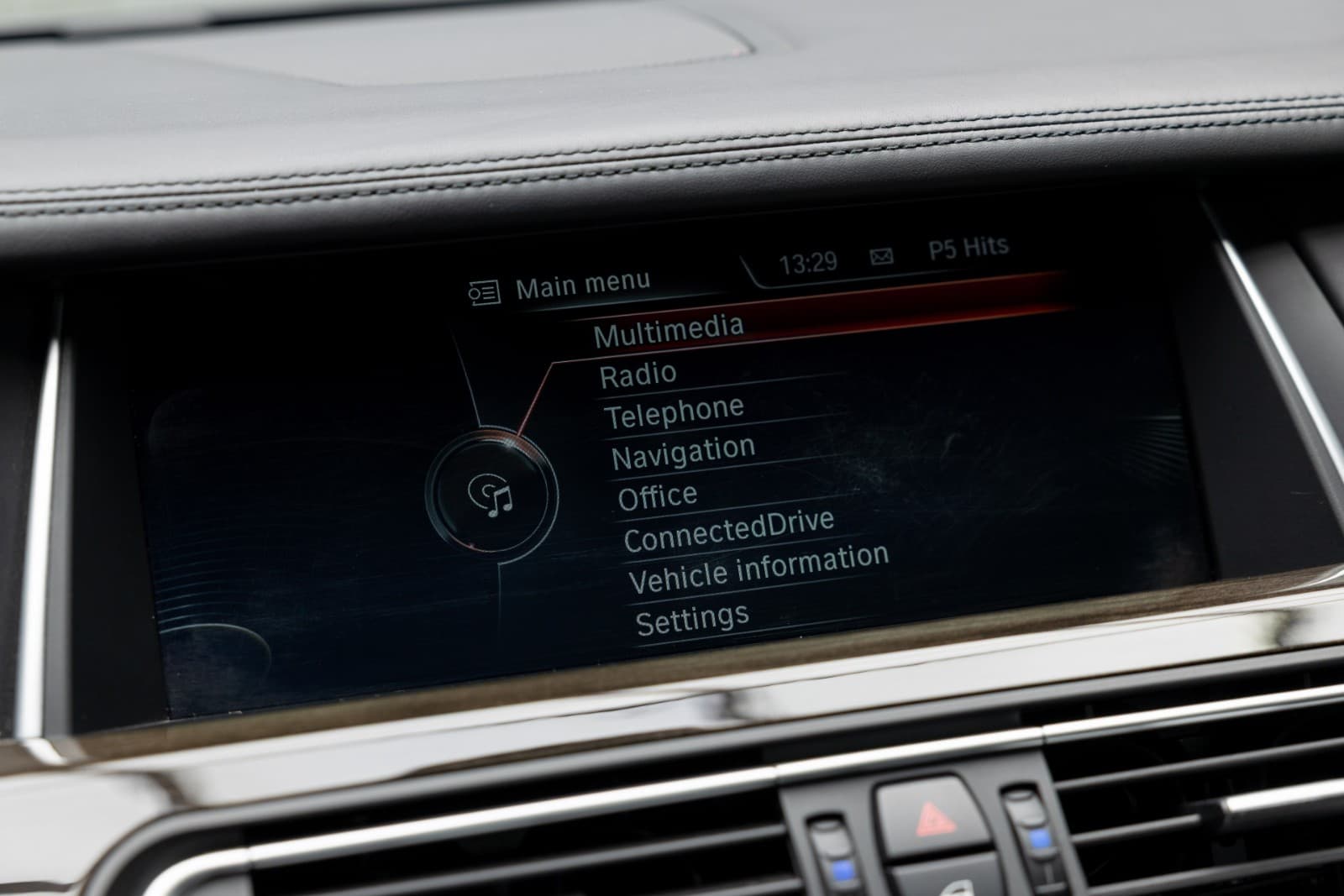 BMW 7-serie - bilde 29
