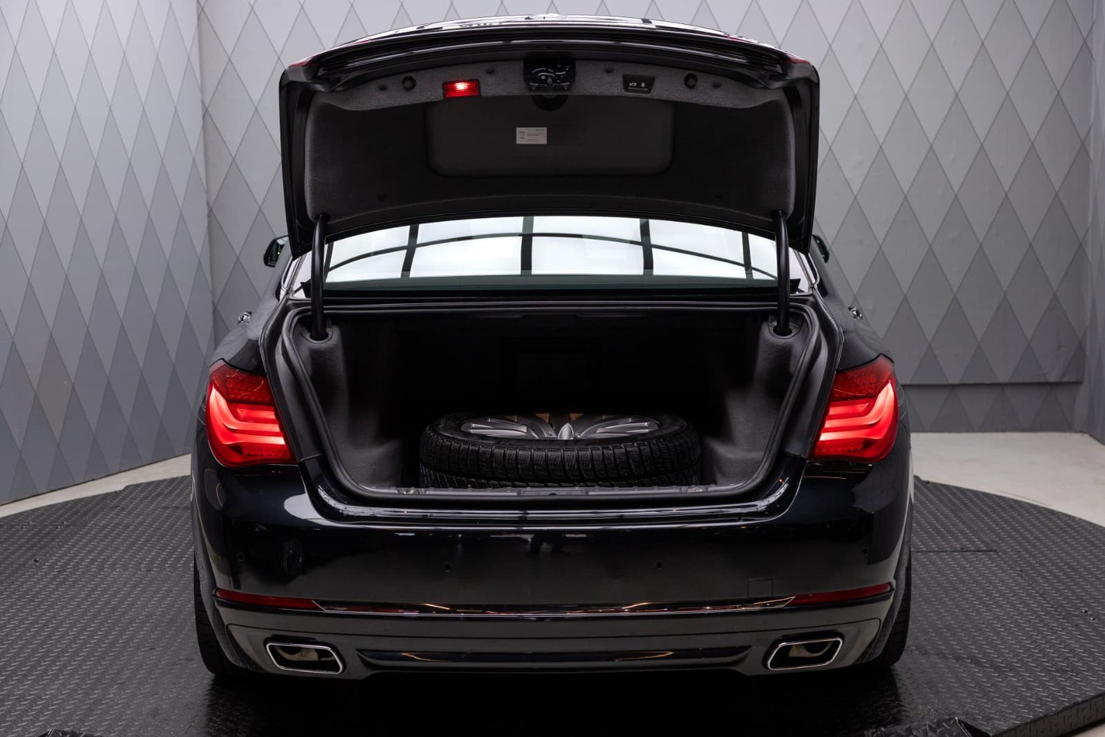BMW 7-serie - bilde 10