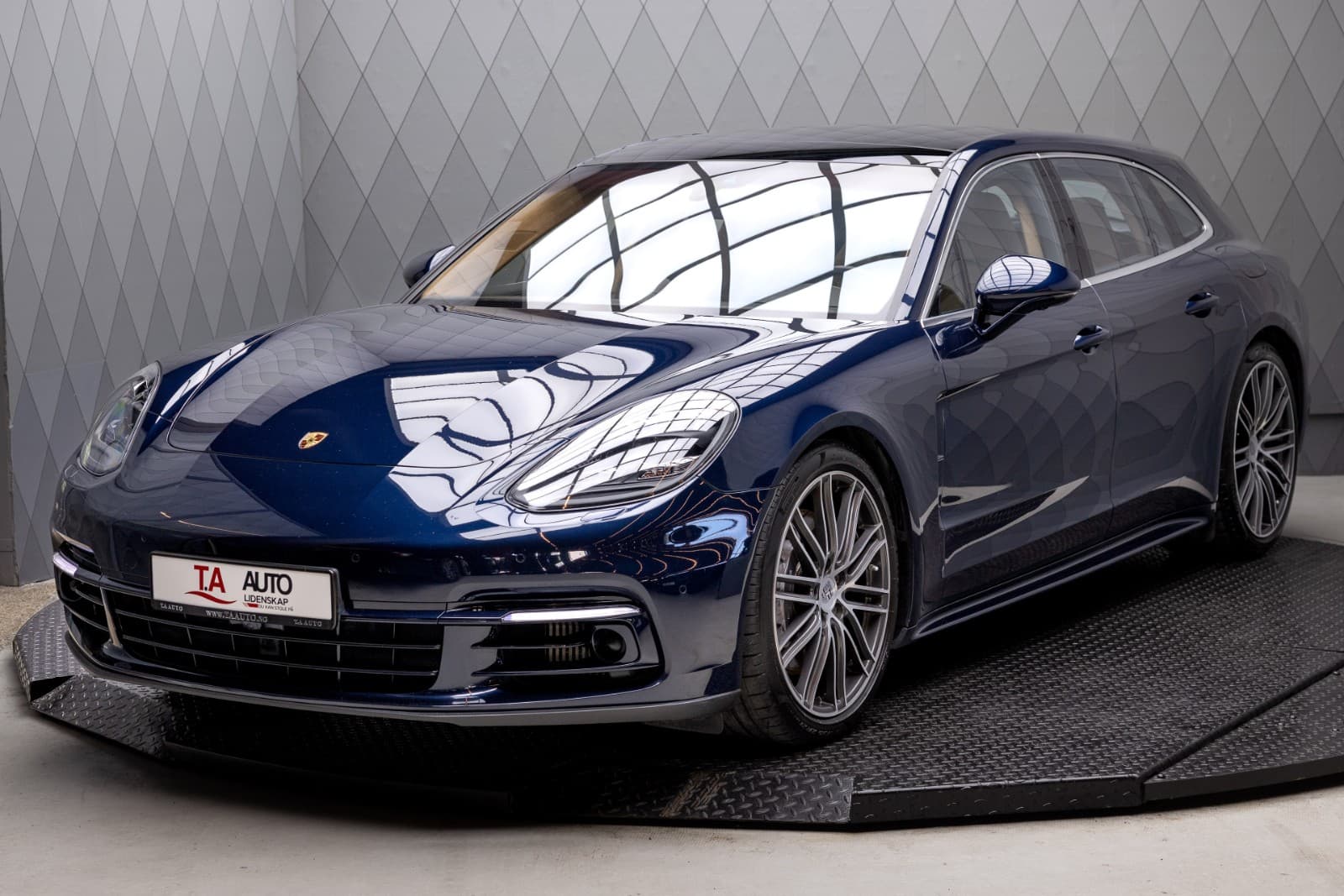 Porsche Panamera - bilde 3