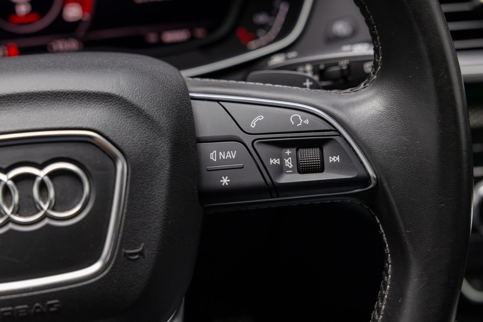 Audi SQ5 - bilde 24