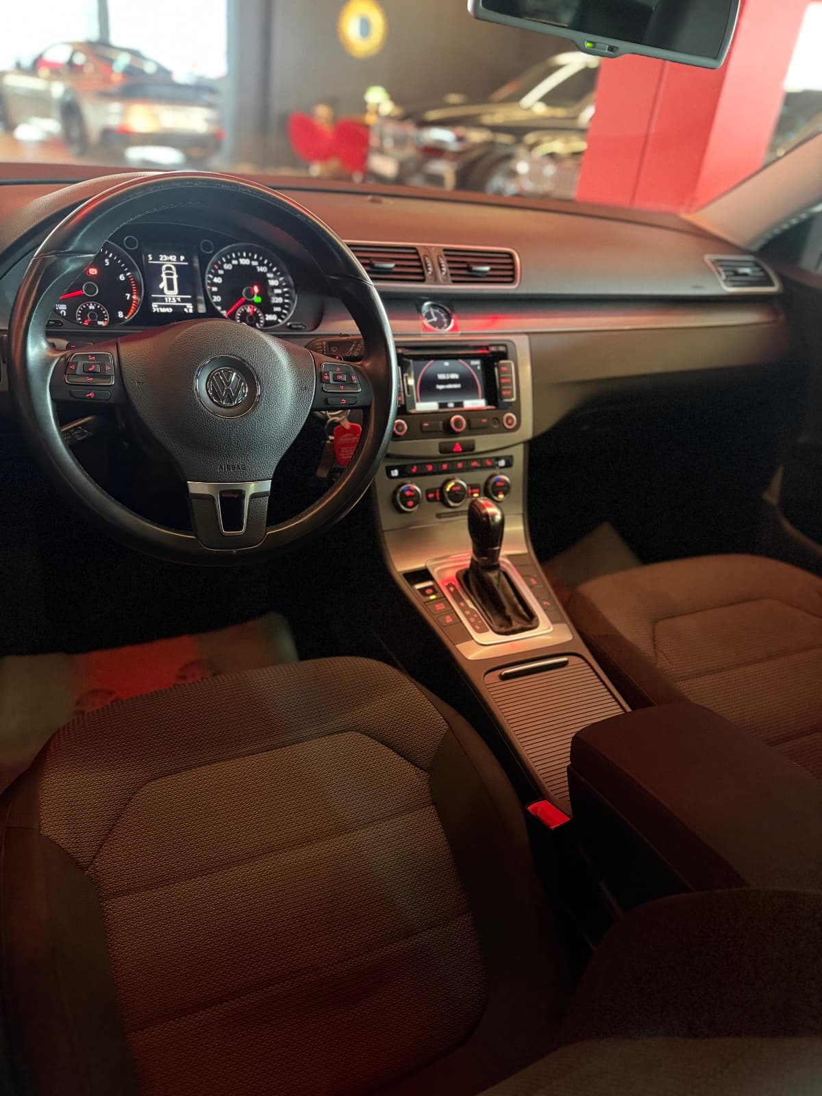 Volkswagen Passat - bilde 6