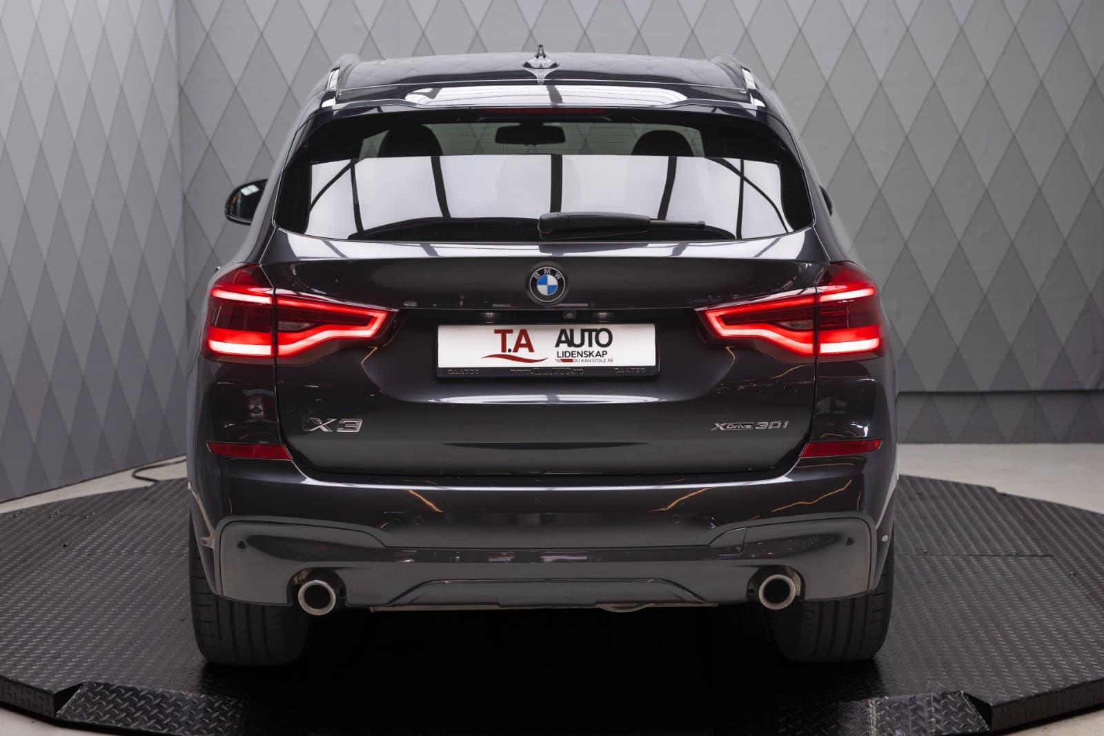 BMW X3 - bilde 9