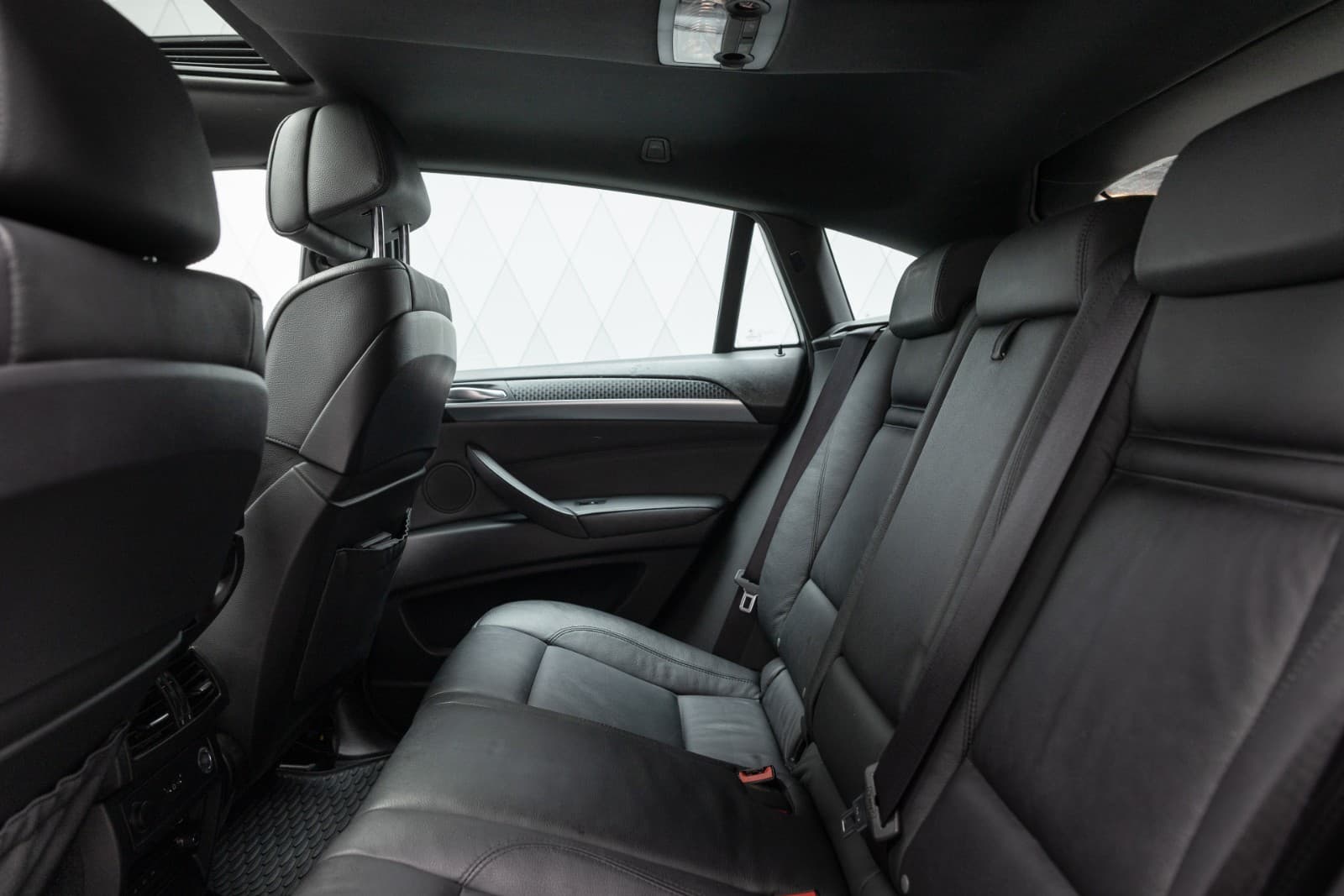 BMW X6 - bilde 23