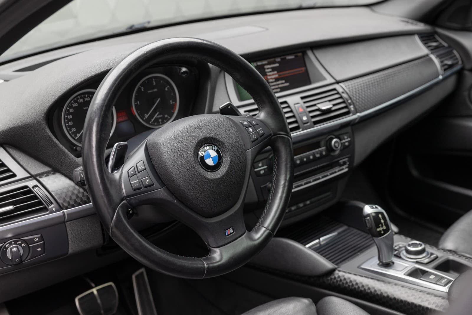 BMW X6 - bilde 16