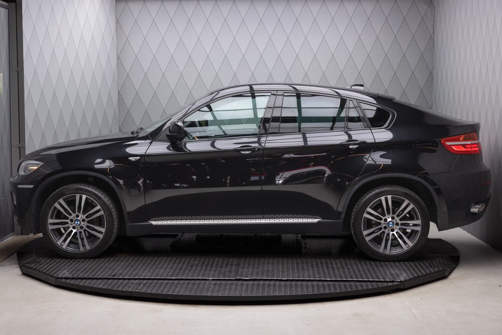BMW X6 - bilde 9
