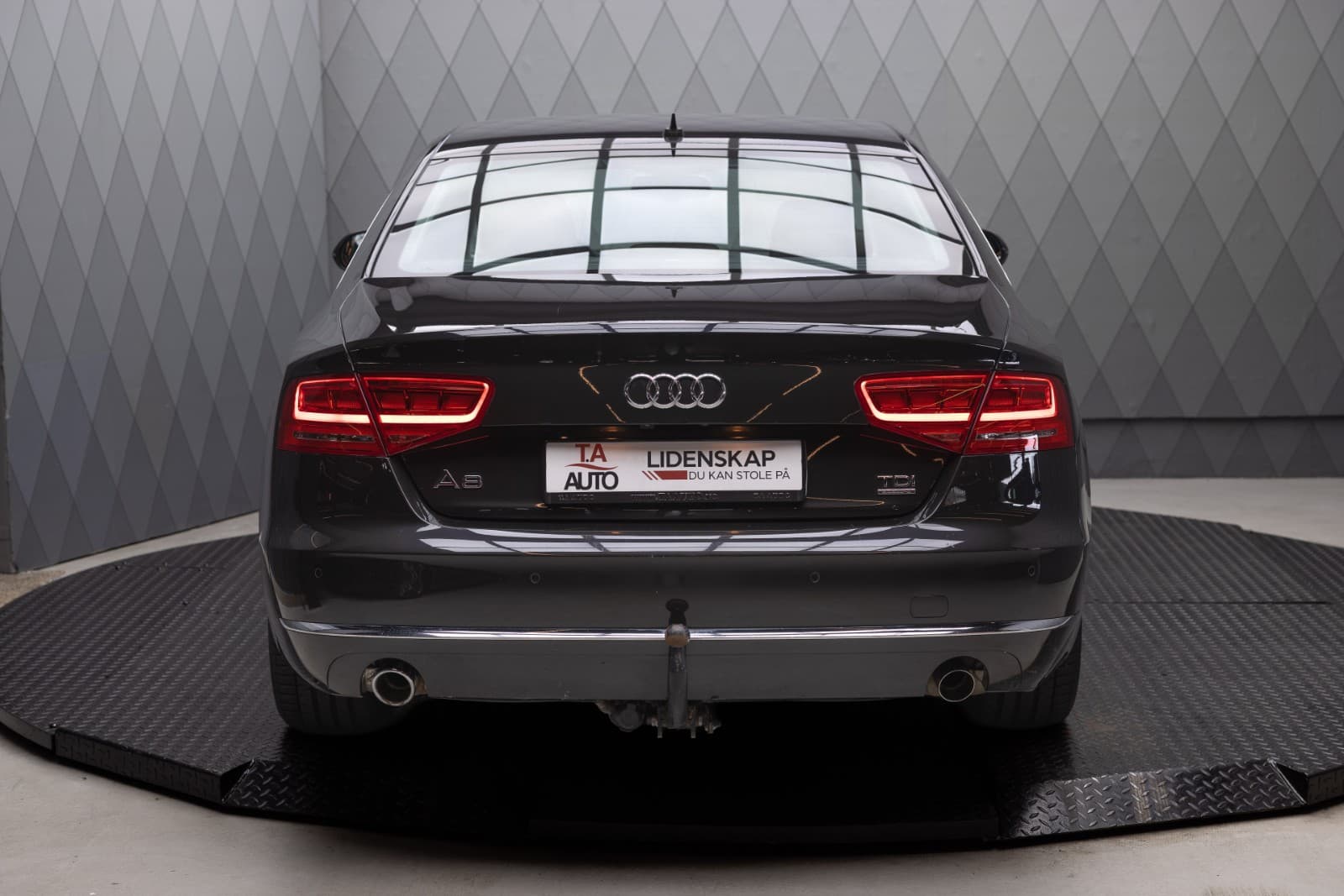 Audi A8 - bilde 6