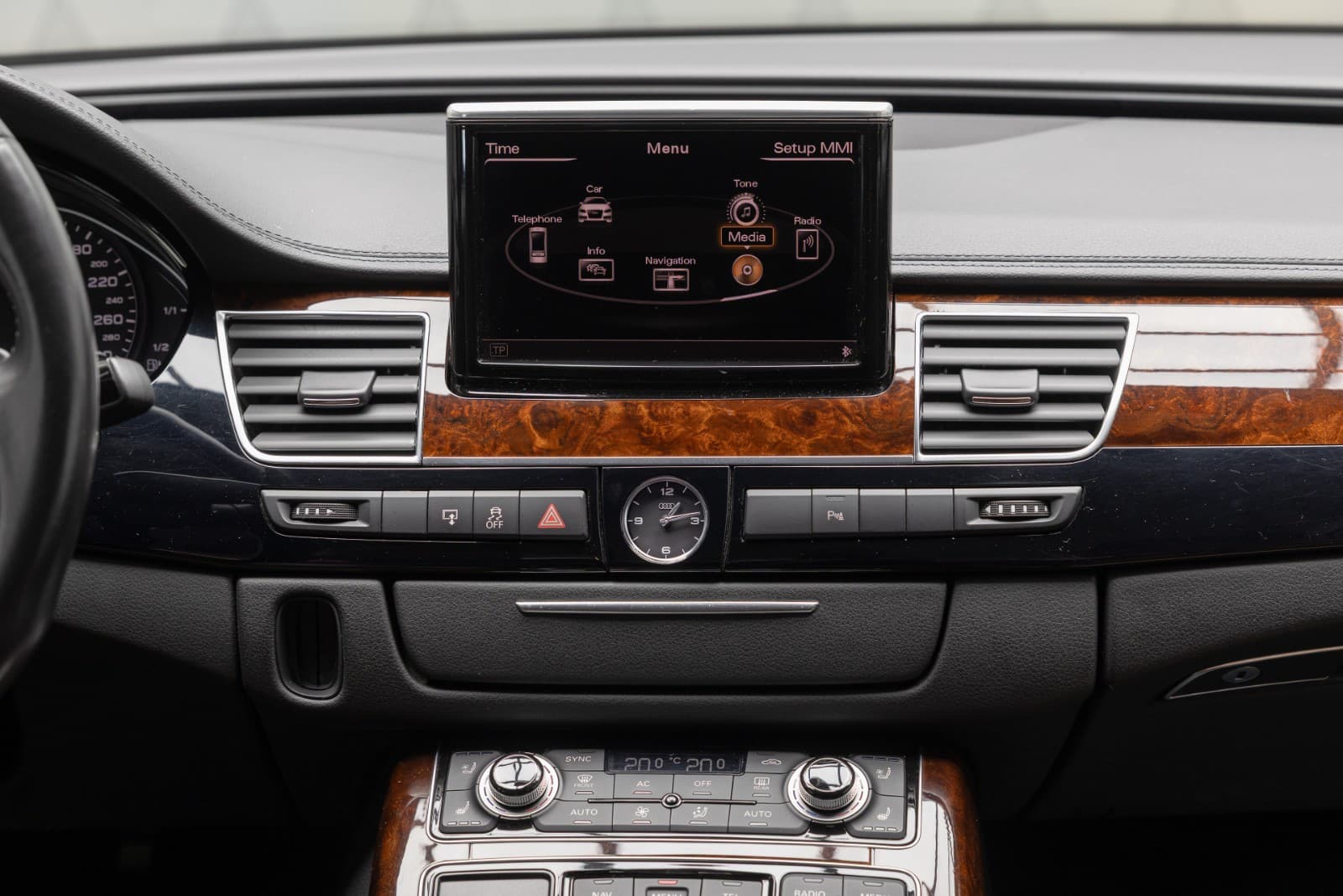 Audi A8 - bilde 18