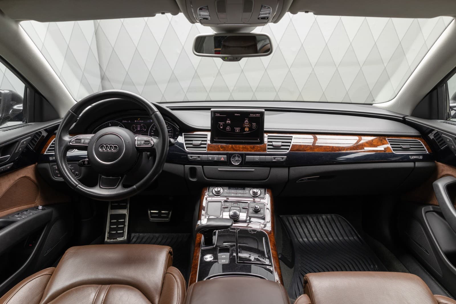 Audi A8 - bilde 14