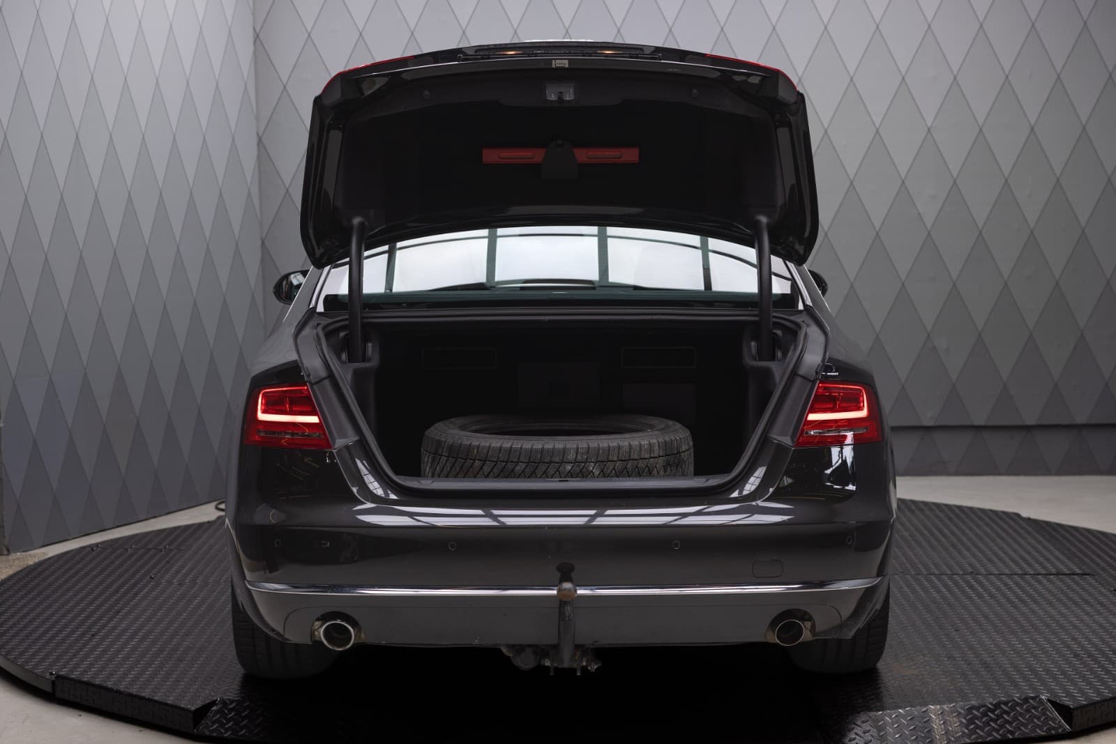 Audi A8 - bilde 10