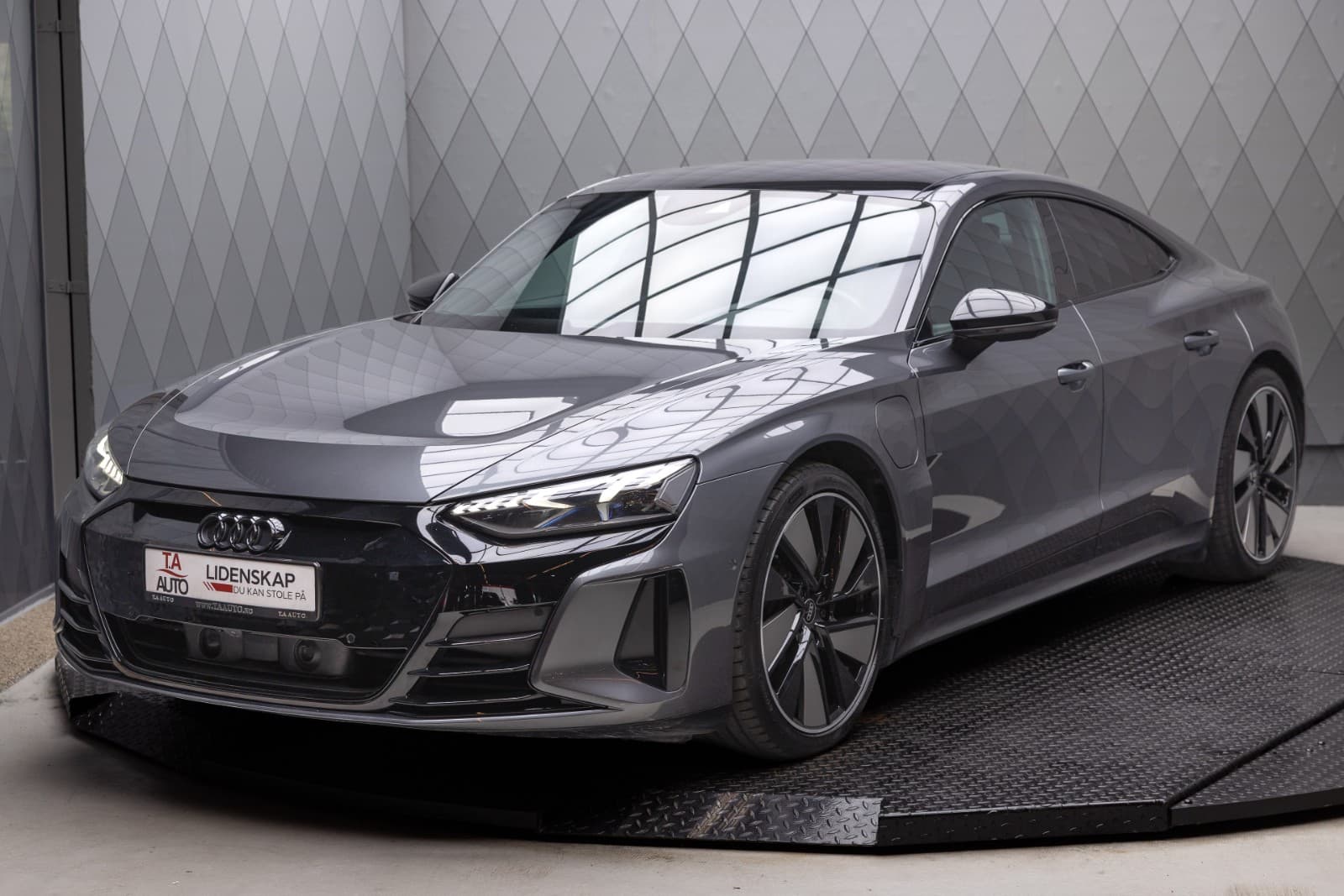 Audi e-tron GT - bilde 3