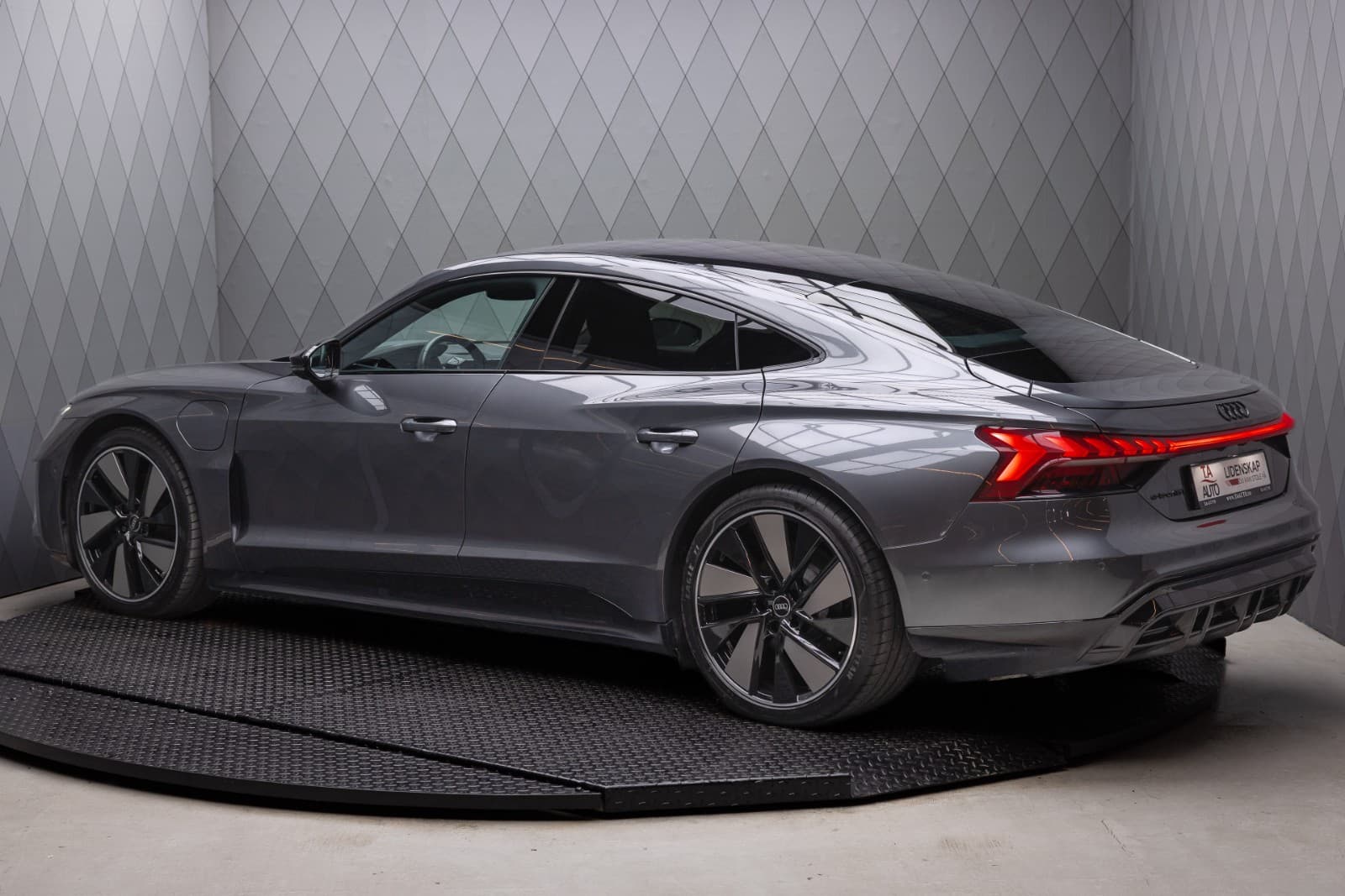 Audi e-tron GT - bilde 9