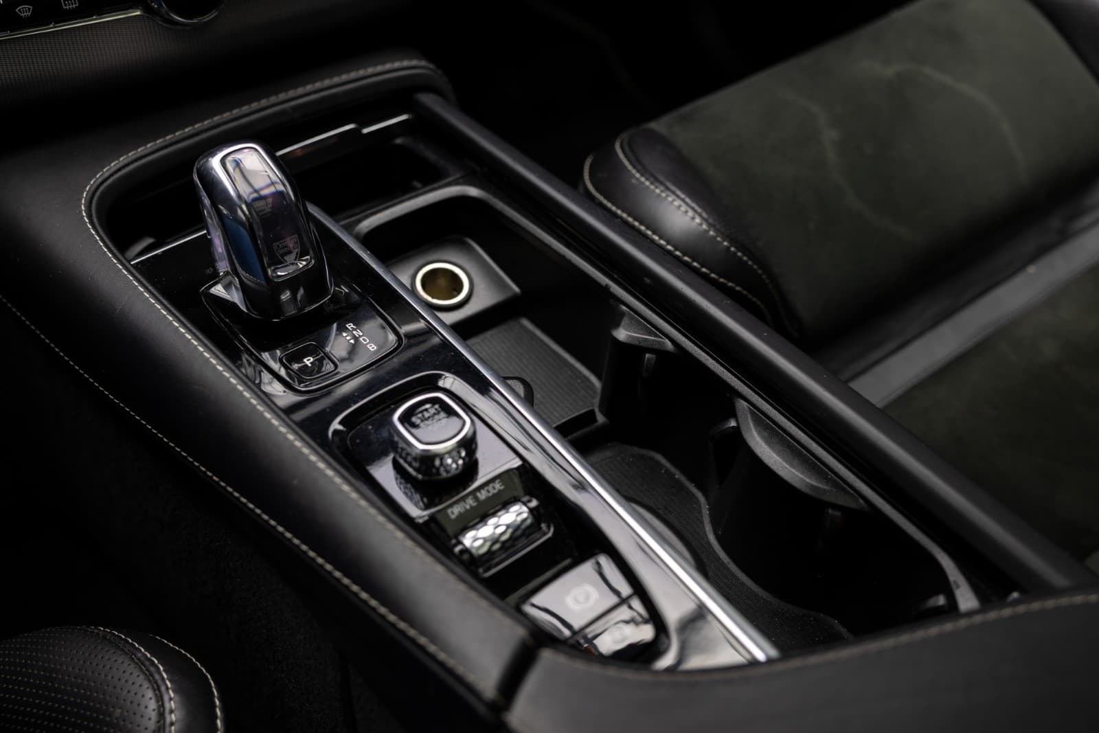 Volvo XC 90 - bilde 32