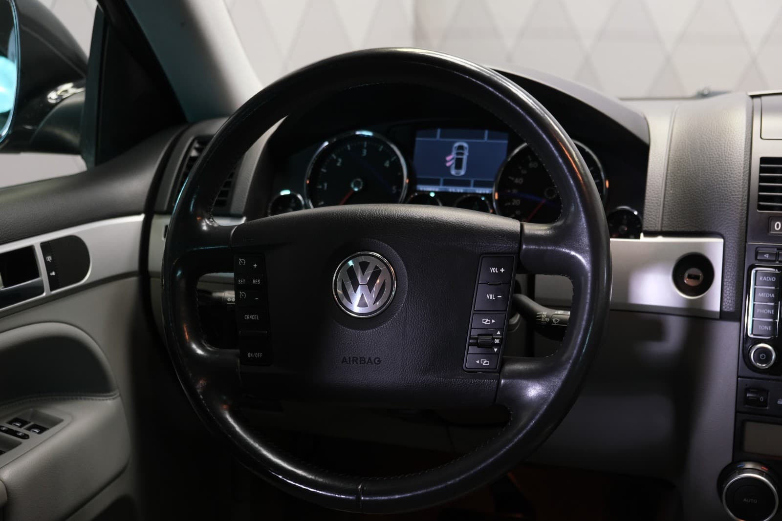 Volkswagen Touareg - bilde 18