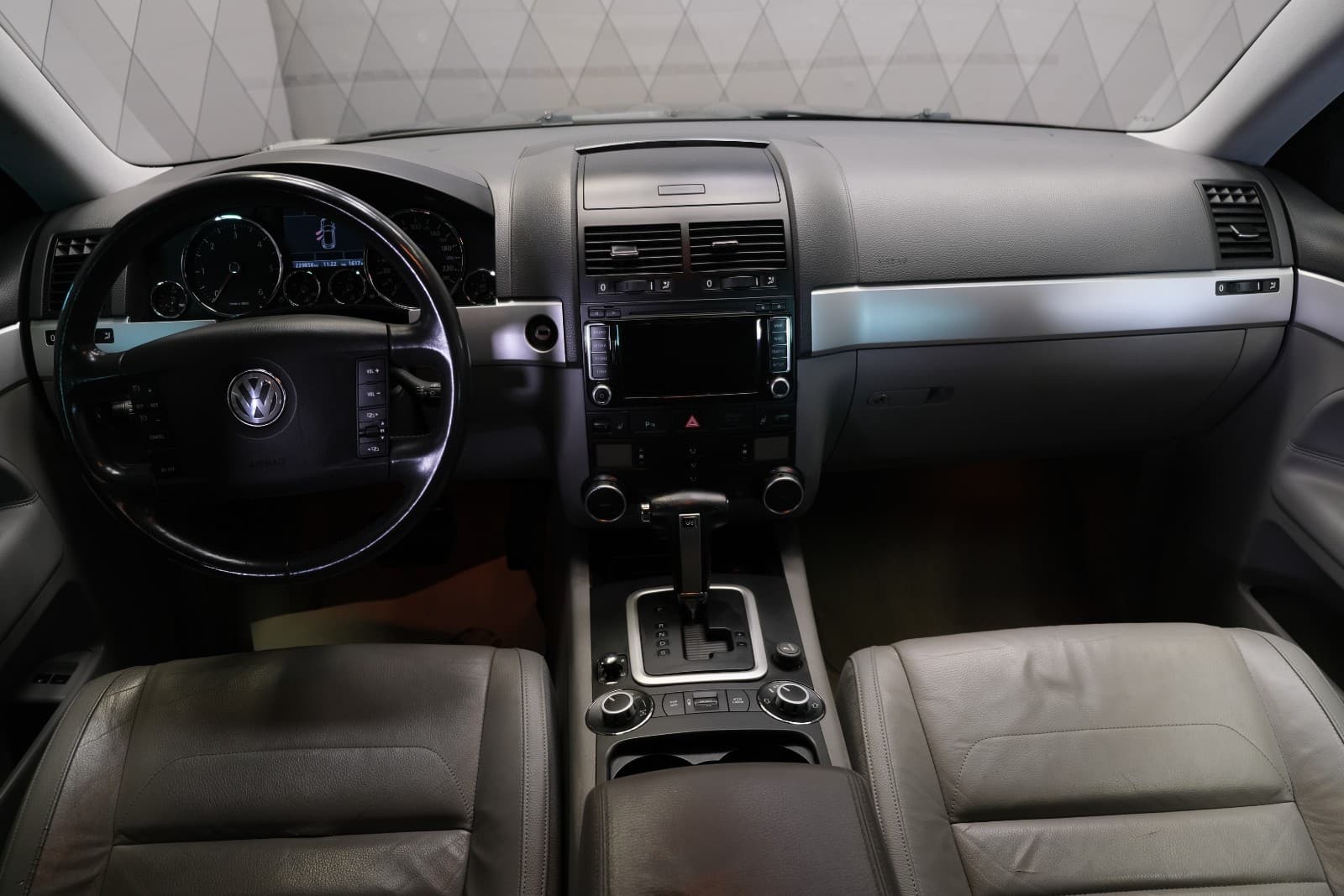 Volkswagen Touareg - bilde 16