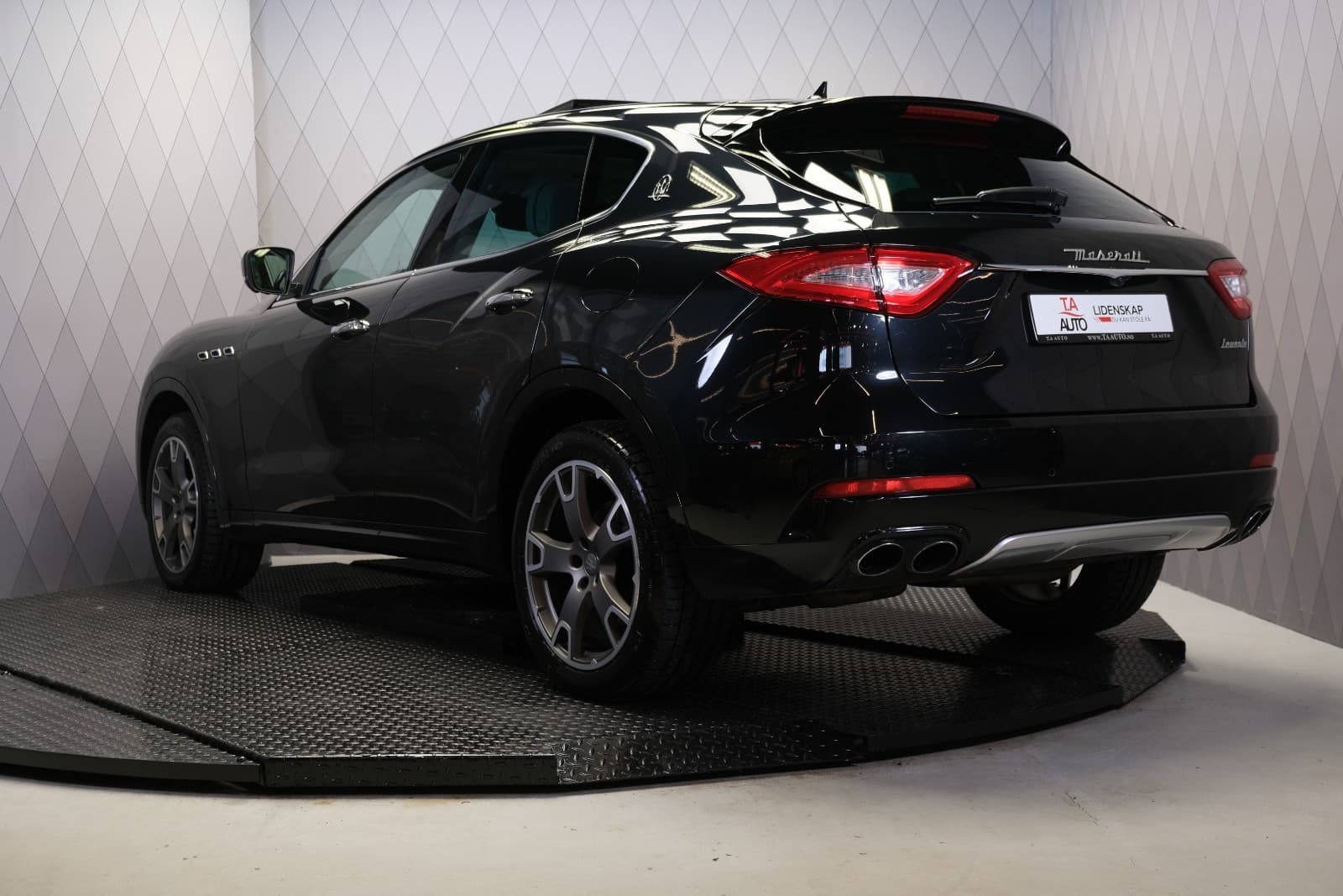 Maserati Levante - bilde 2
