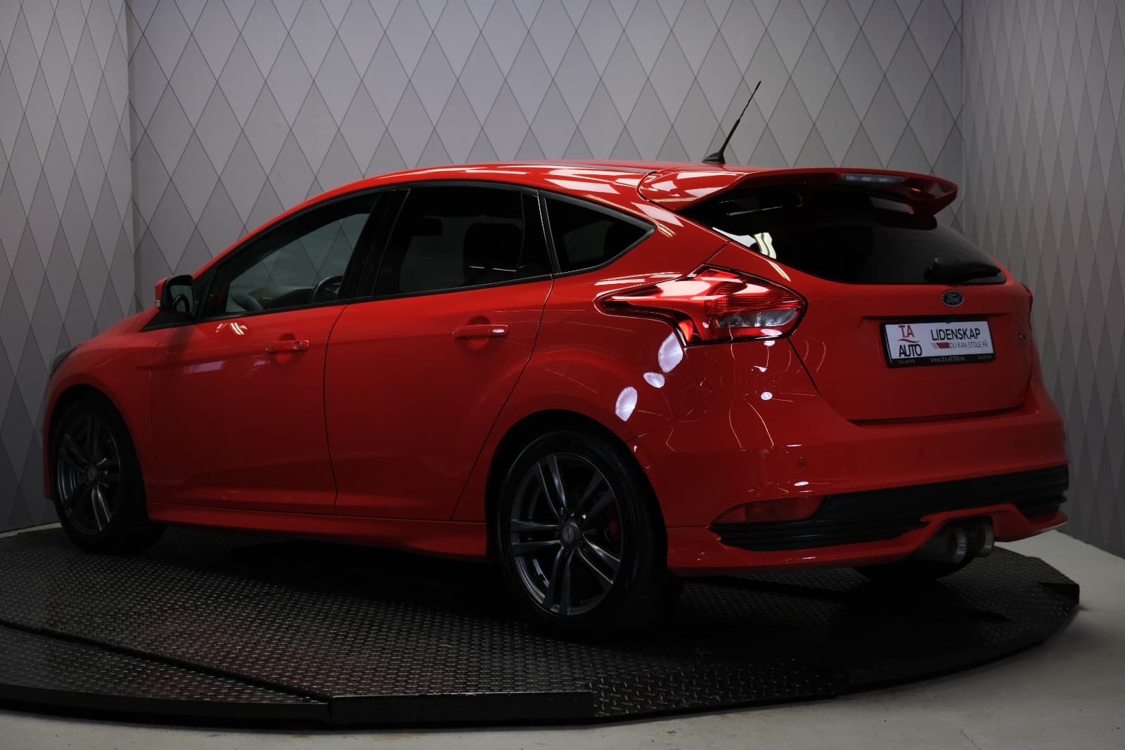 Ford Focus - bilde 1