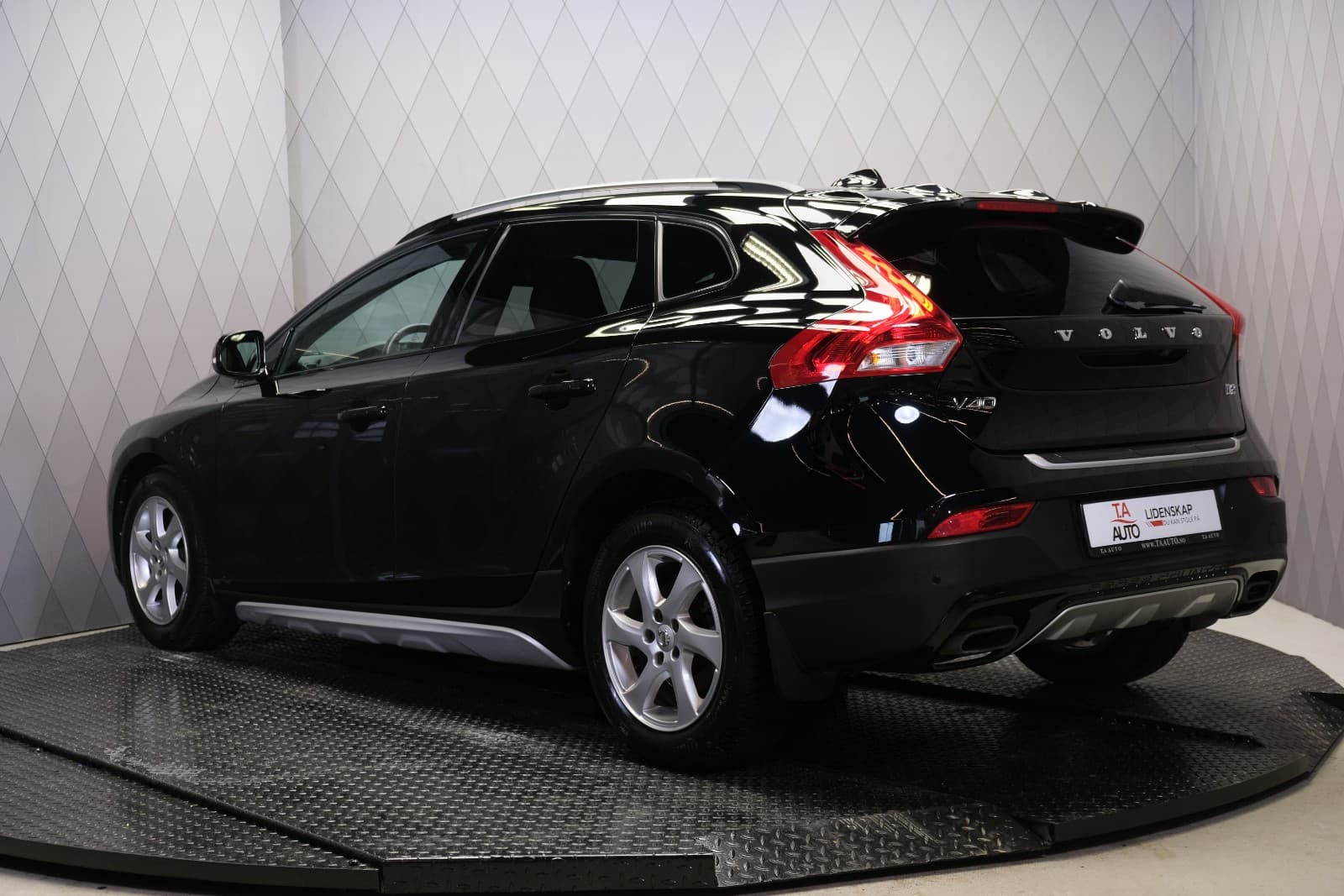 Volvo V40 Cross Country - bilde 1