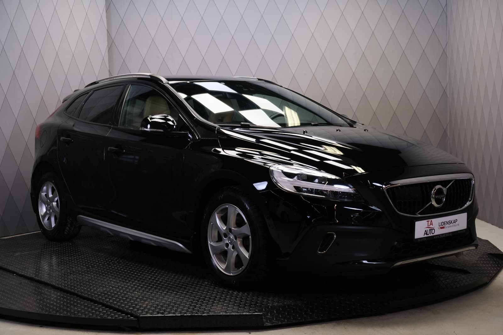 Volvo V40 Cross Country - bilde 2