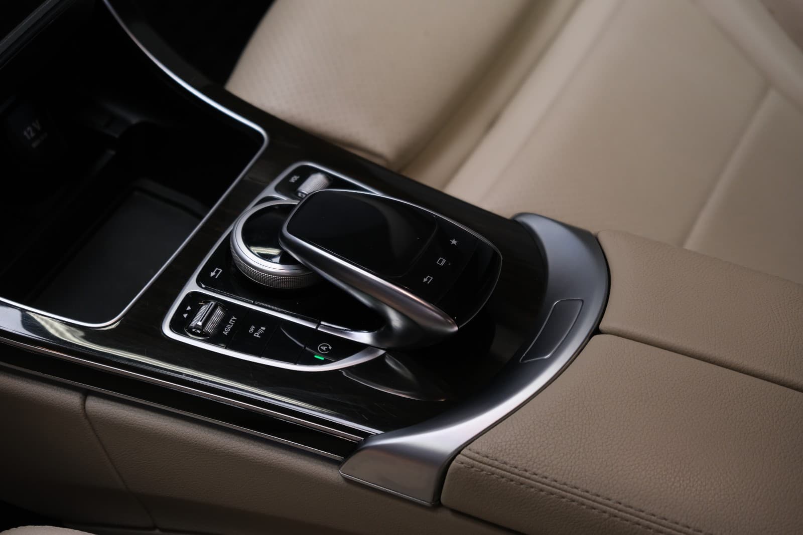 Mercedes-Benz C-Klasse - bilde 23