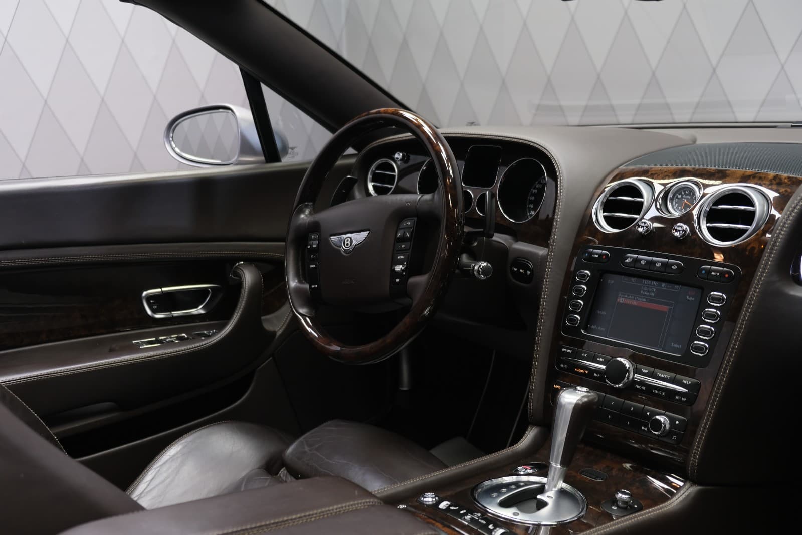 Bentley Continental GTC - bilde 27