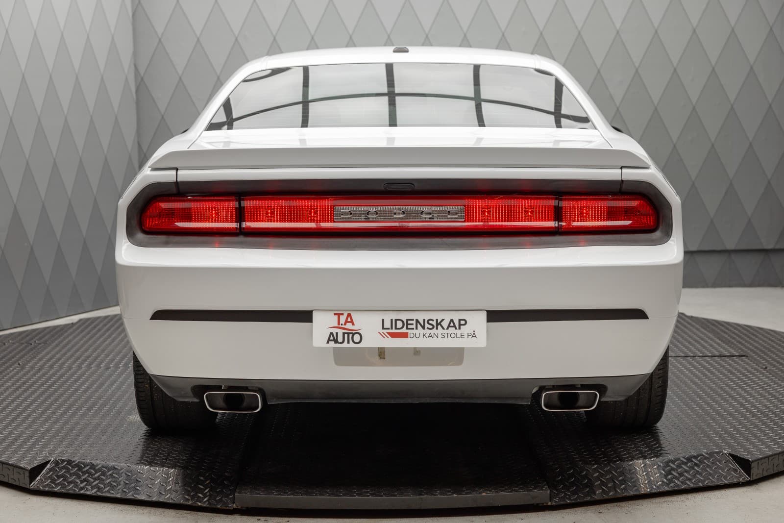 Dodge Challenger - bilde 11