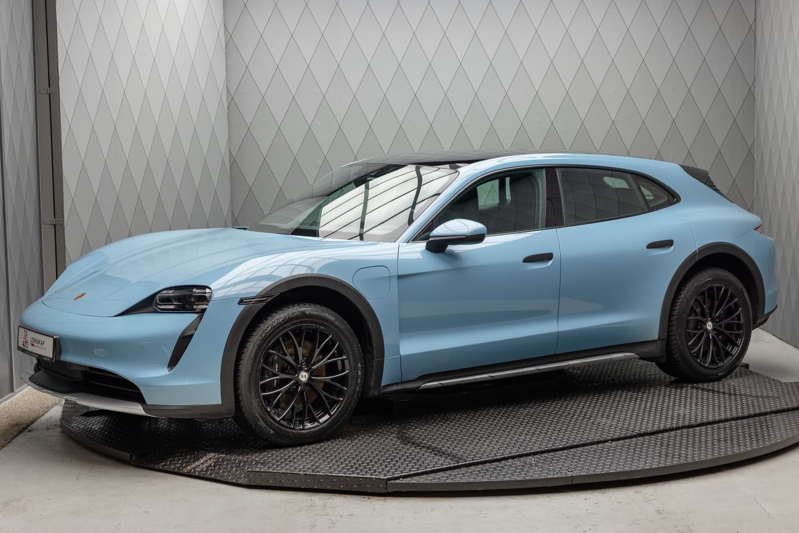 Porsche Taycan Cross Turismo - bilde 4