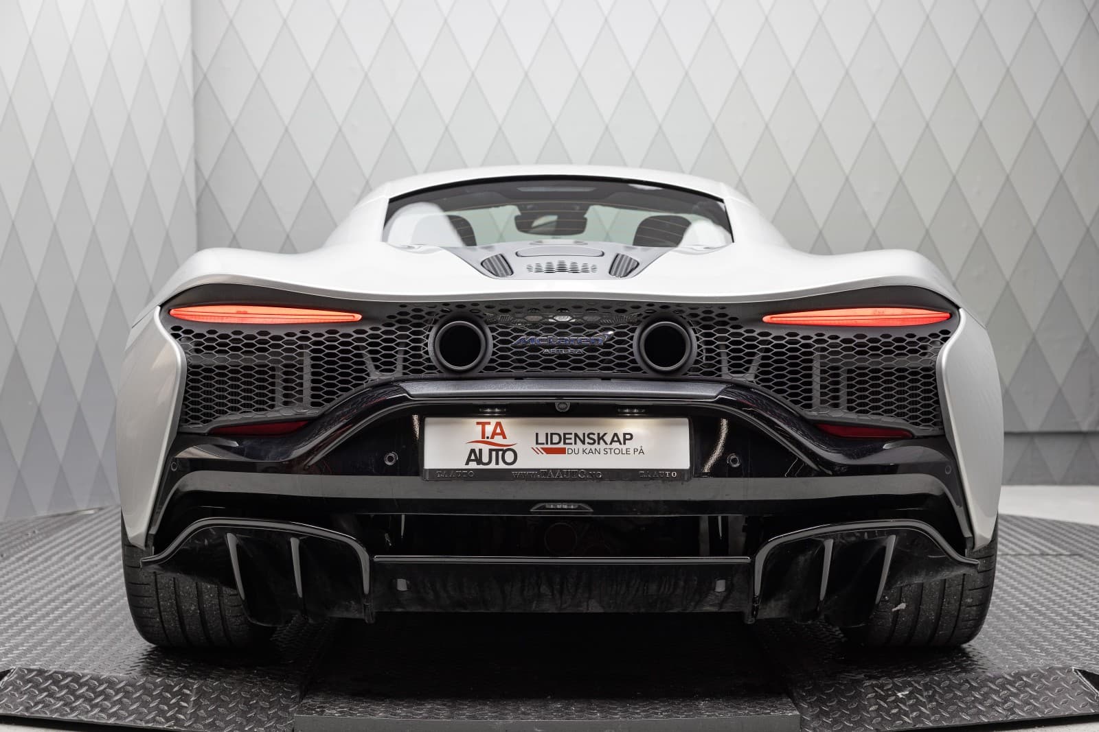 McLaren Artura - bilde 10