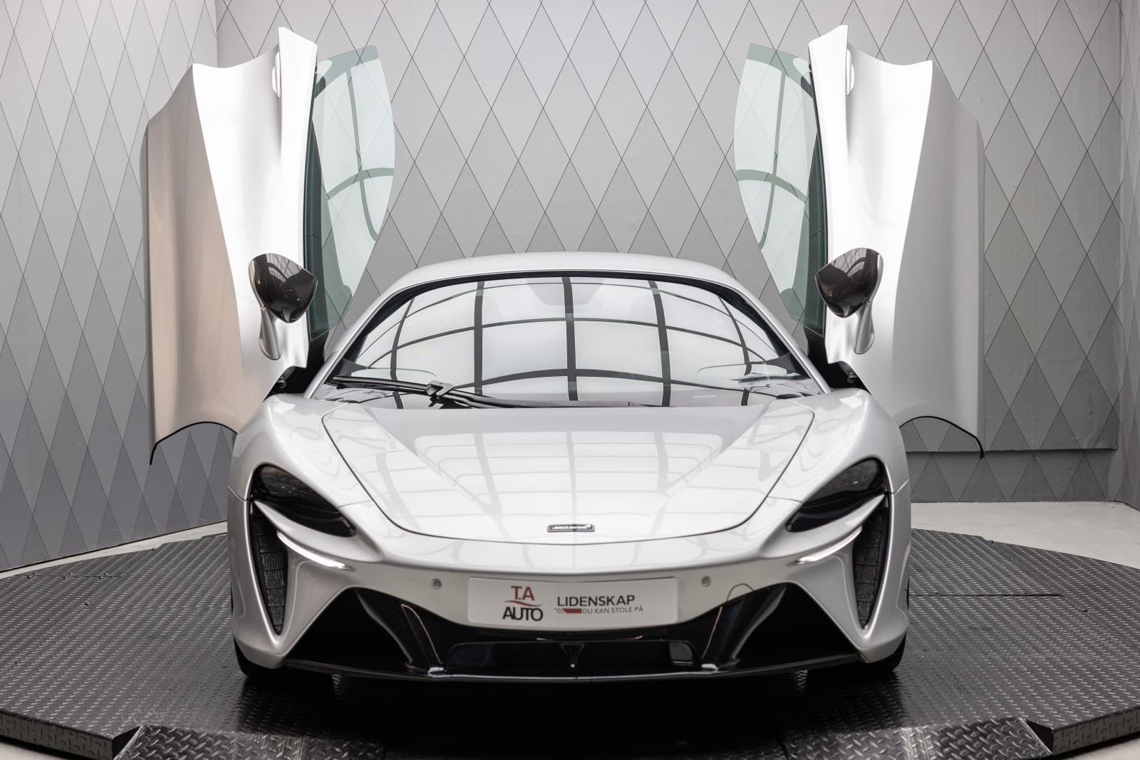 McLaren Artura - bilde 4