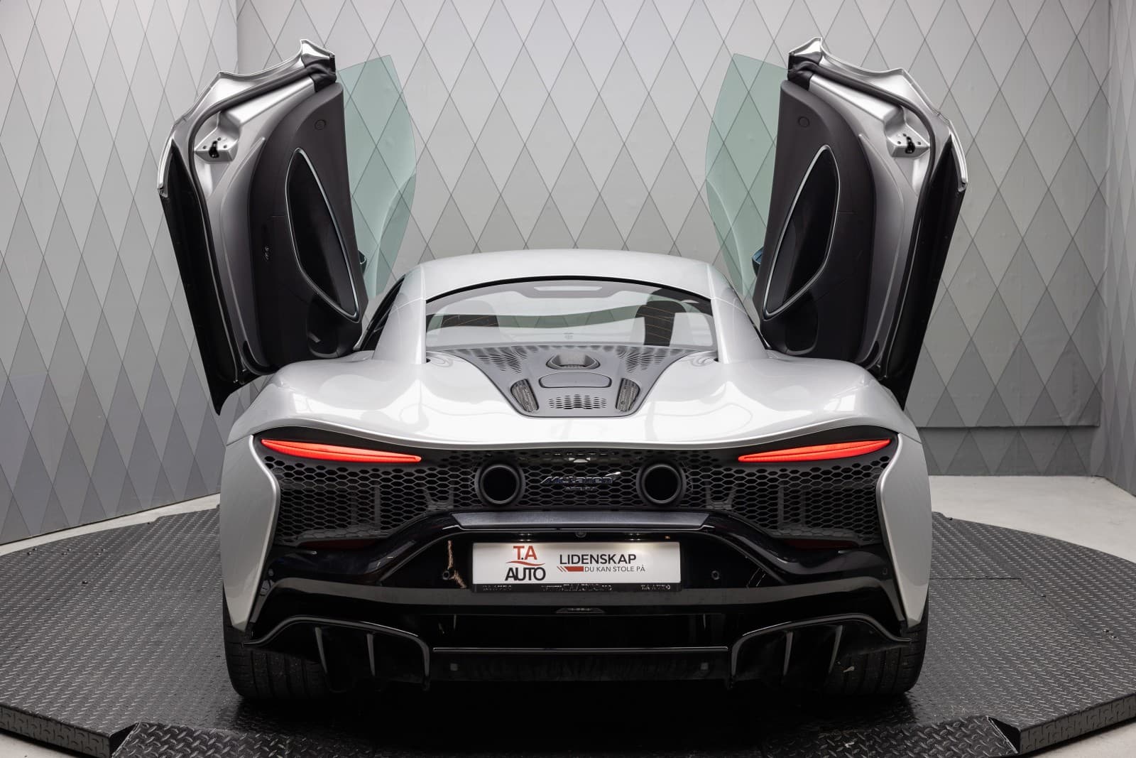 McLaren Artura - bilde 5