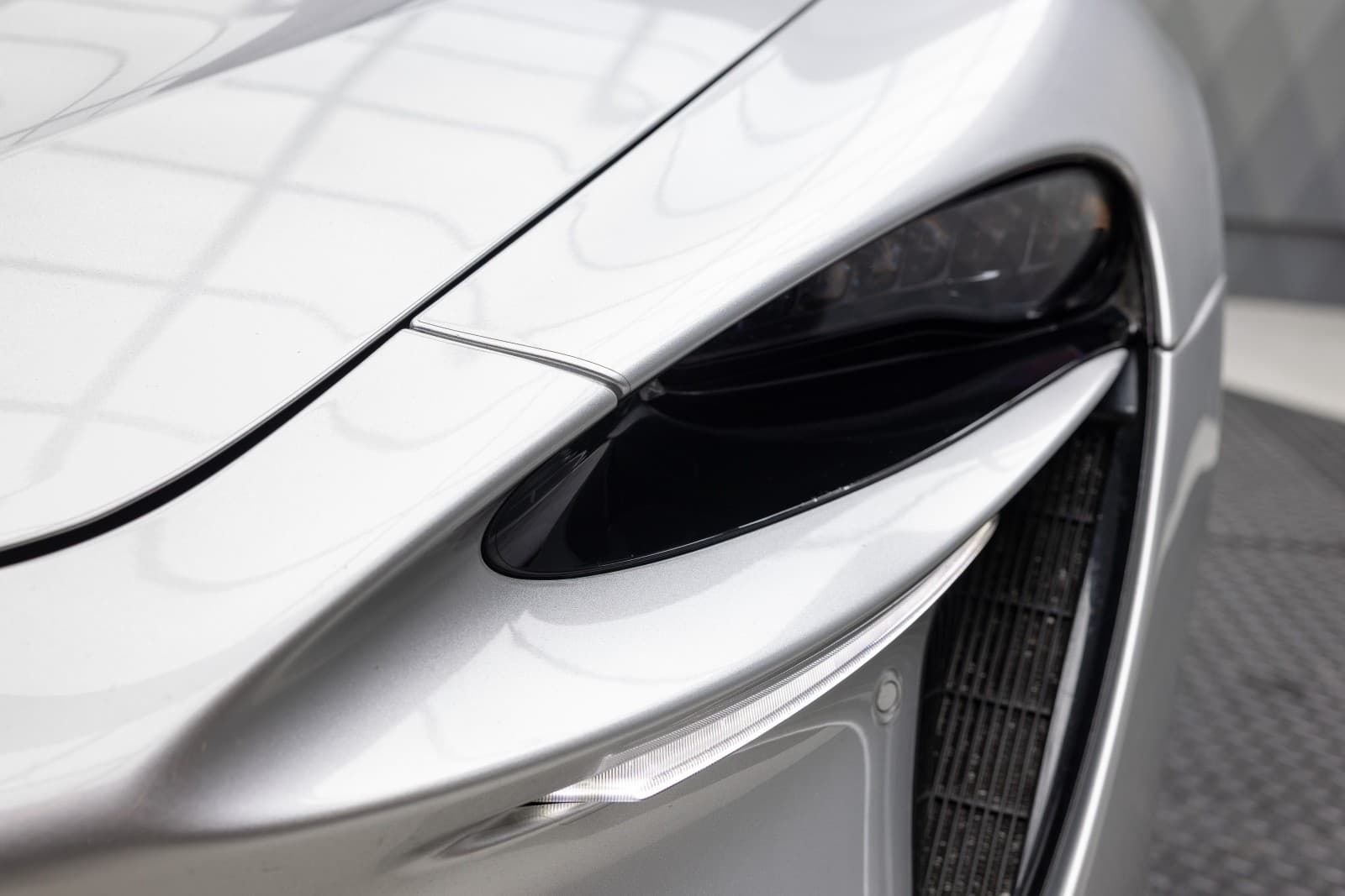 McLaren Artura - bilde 13